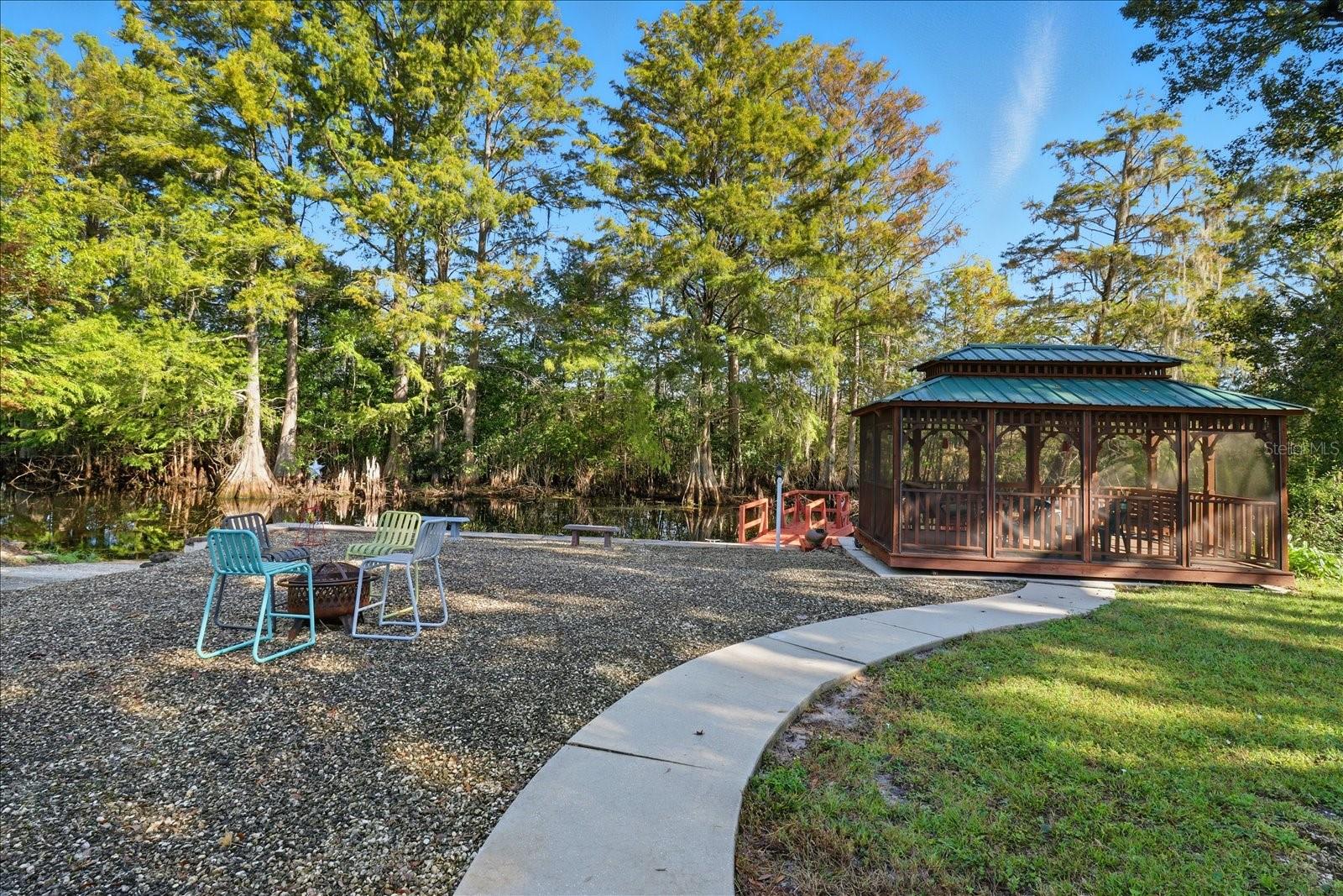 Image 32 of 43 For 11641 Salmon Drive