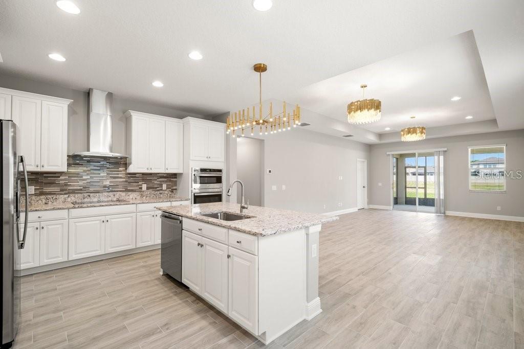 Image 10 of 35 For 16049 Sonoma Grove Circle