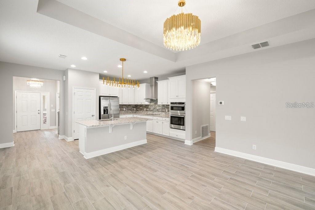 Image 14 of 35 For 16049 Sonoma Grove Circle