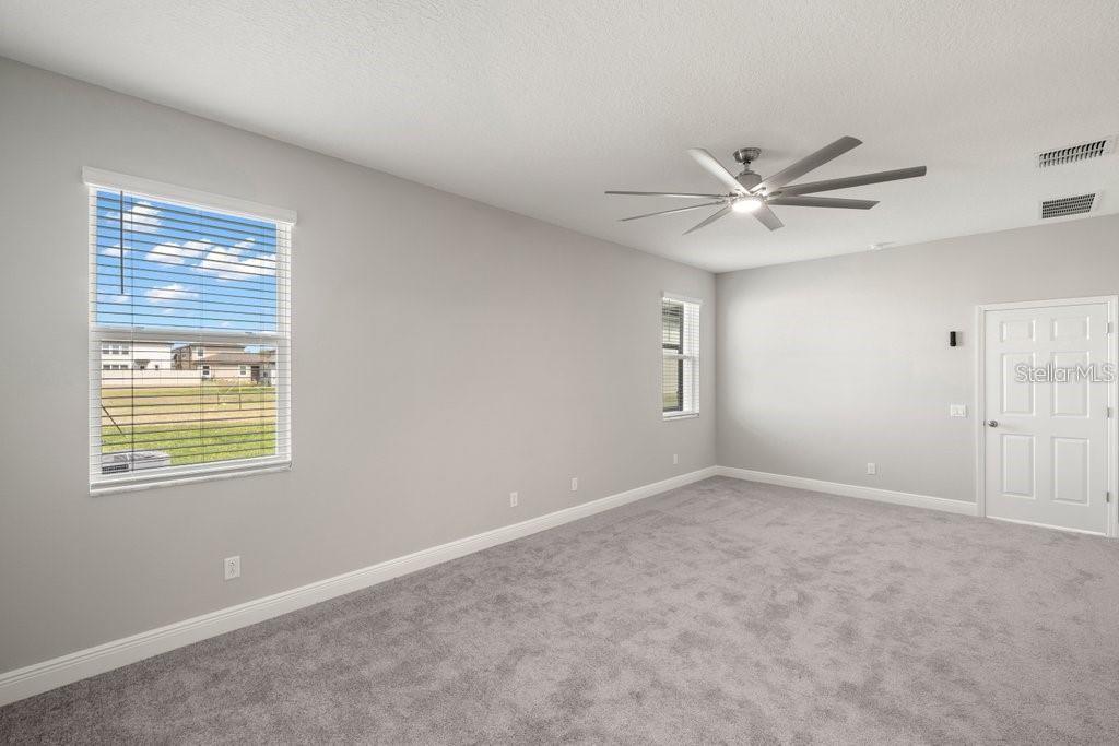 Image 15 of 35 For 16049 Sonoma Grove Circle