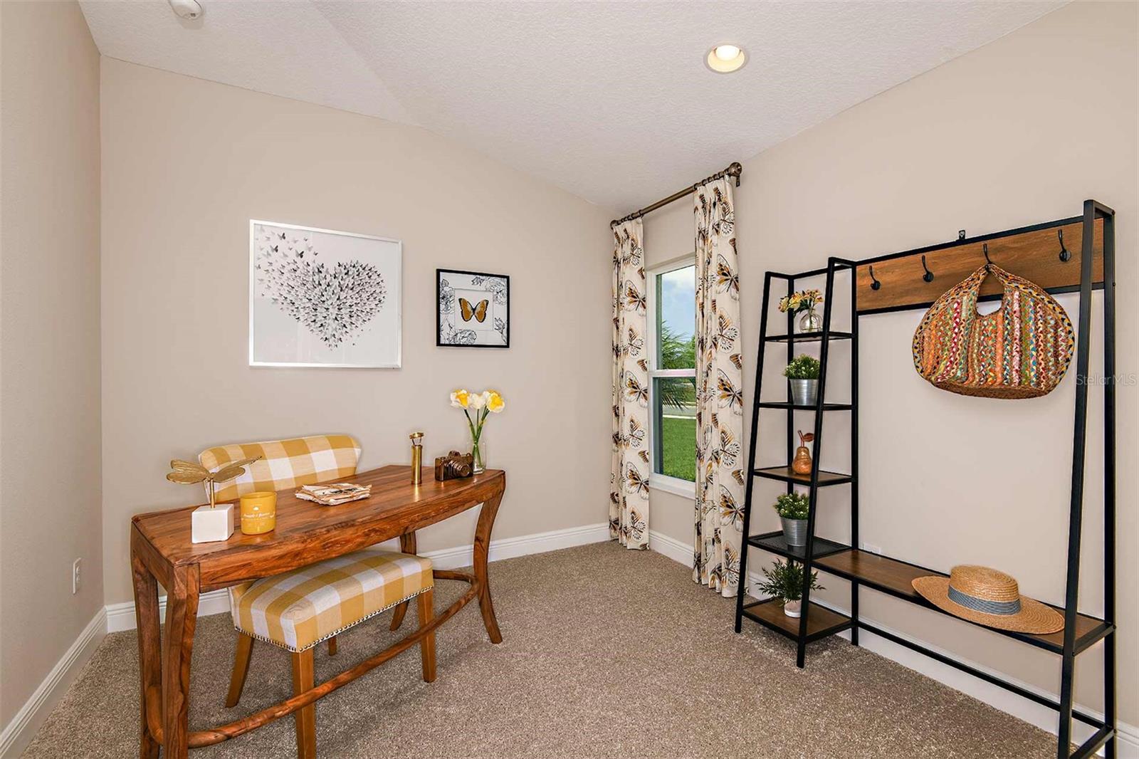 Image 19 of 22 For 12581 Oak Hill Way