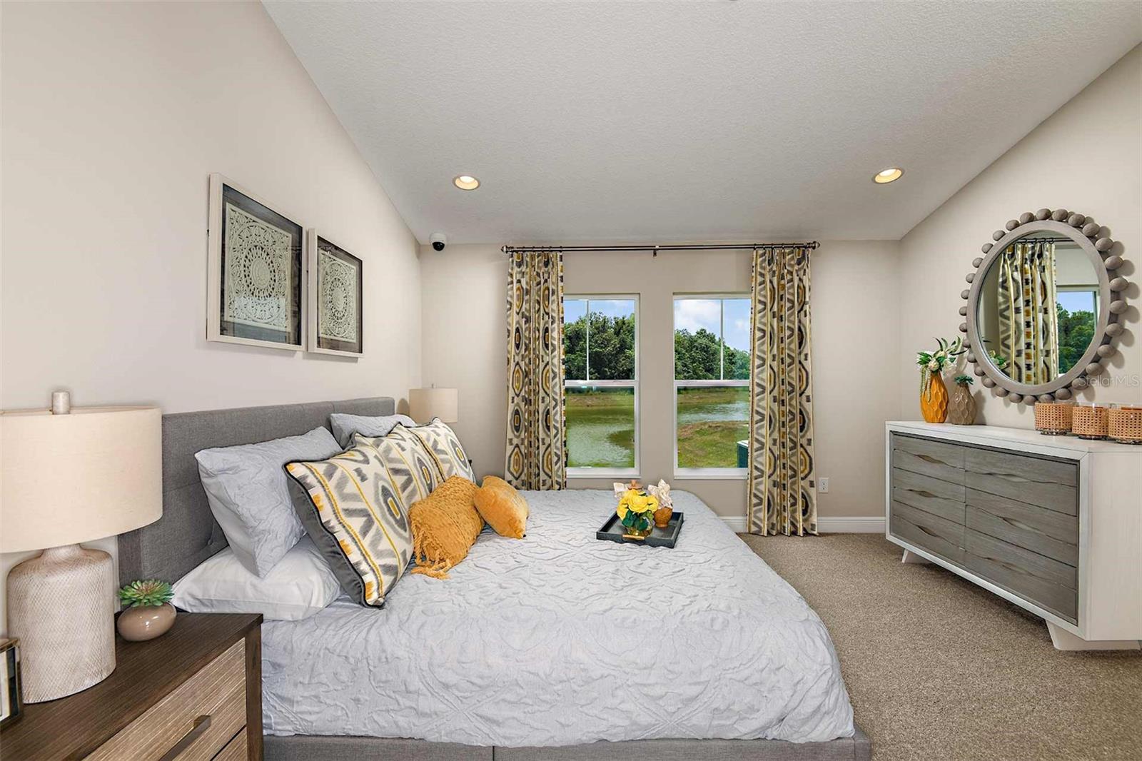 Image 5 of 22 For 12581 Oak Hill Way