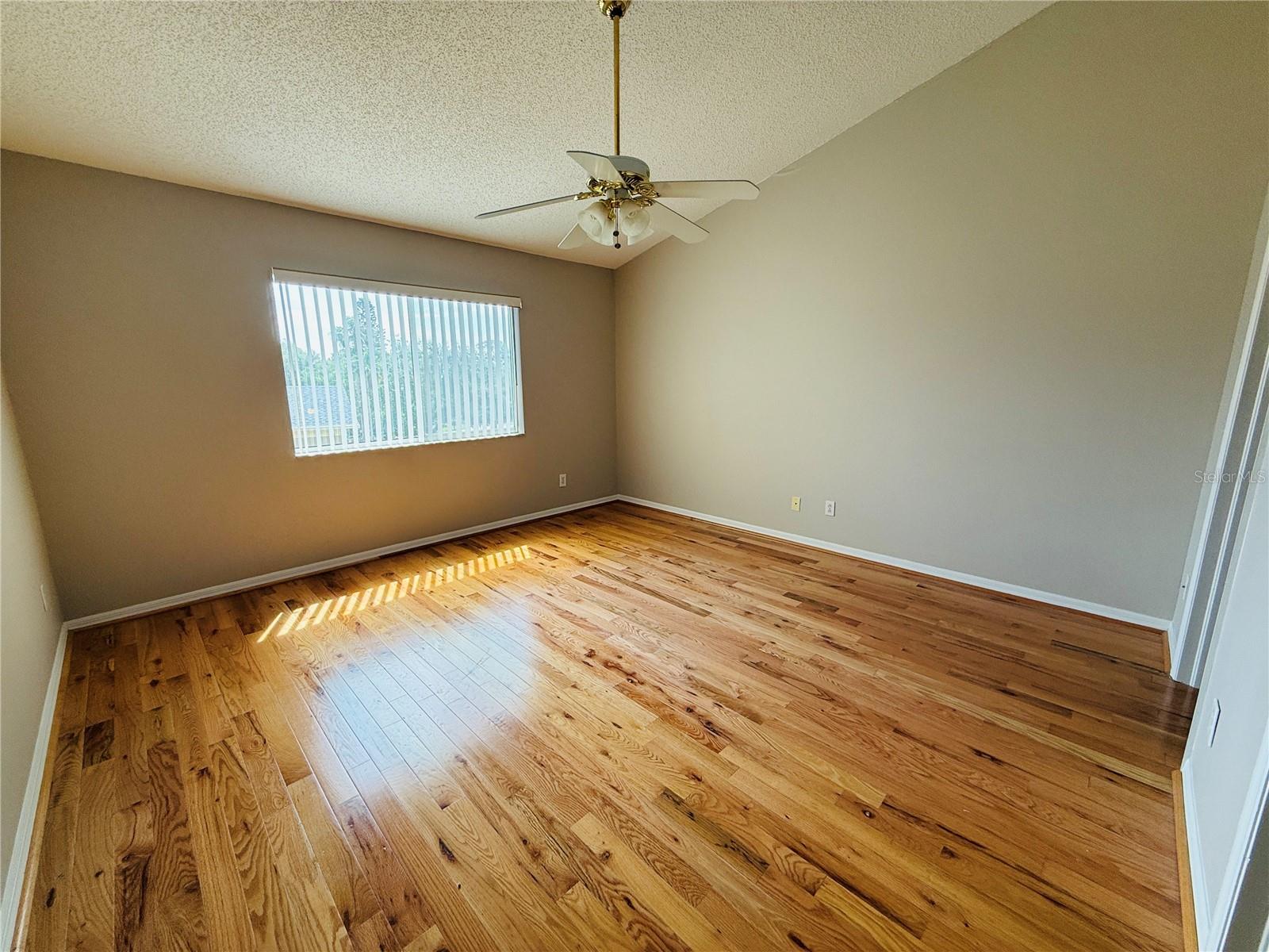 Image 22 of 32 For 2843 Thaxton Drive 38