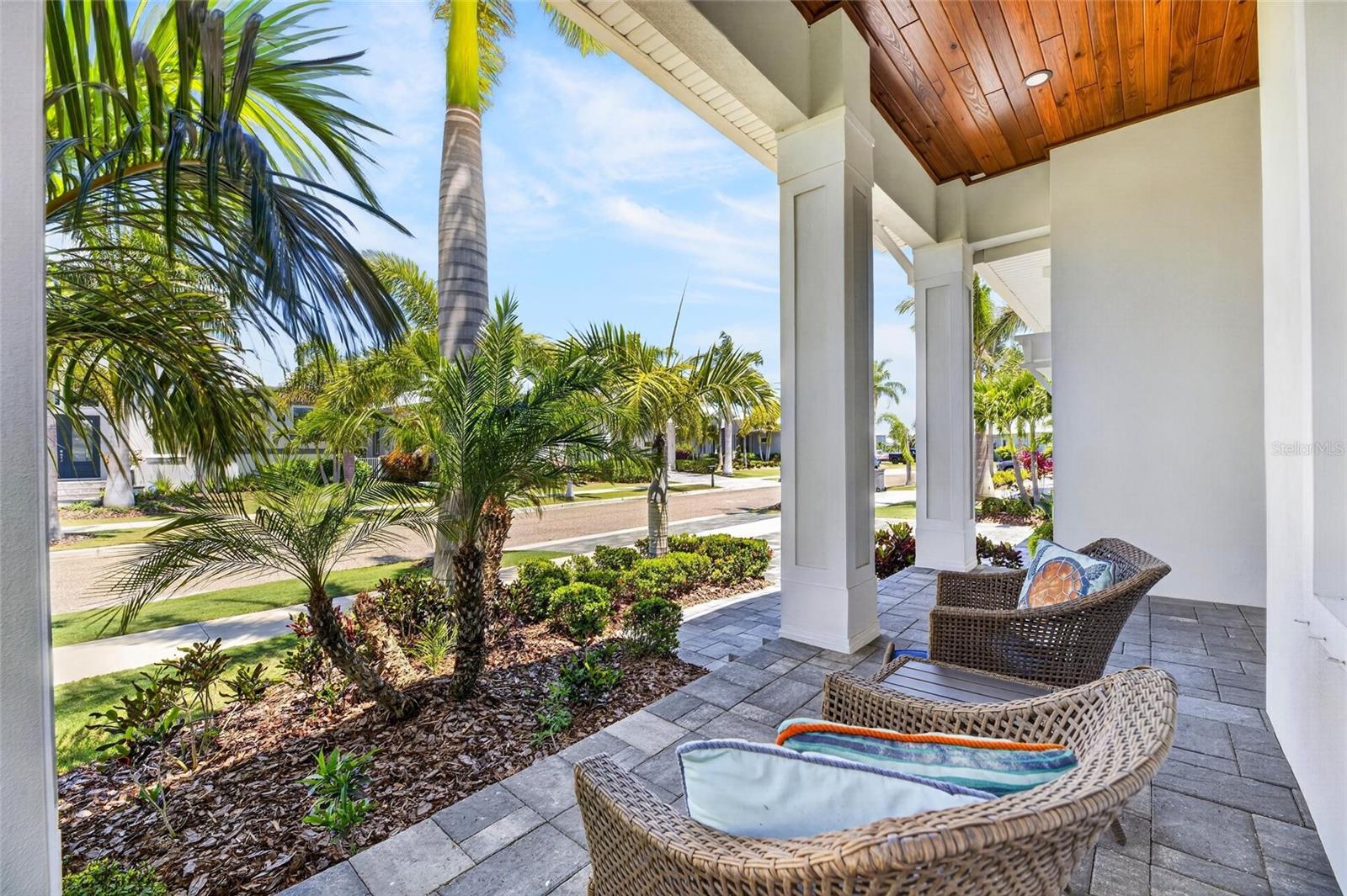 Image 7 of 99 For 5704 Tybee Island Drive