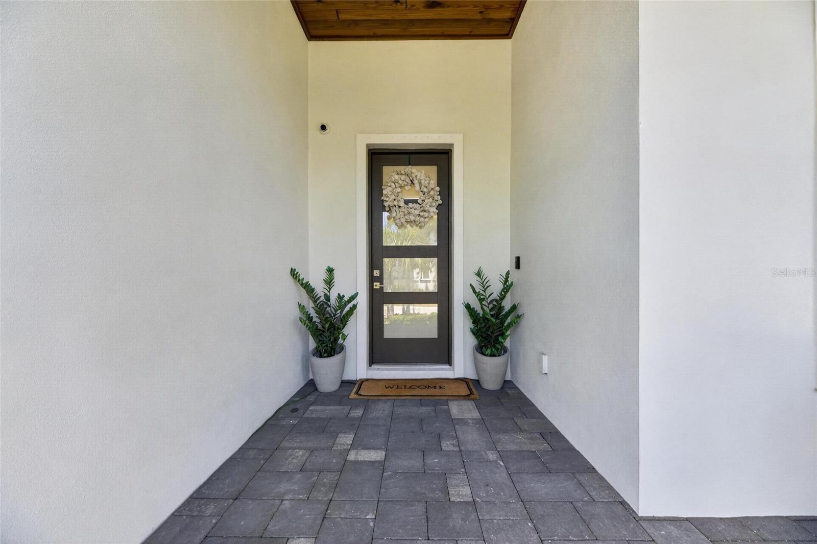 Image 8 of 99 For 5704 Tybee Island Drive