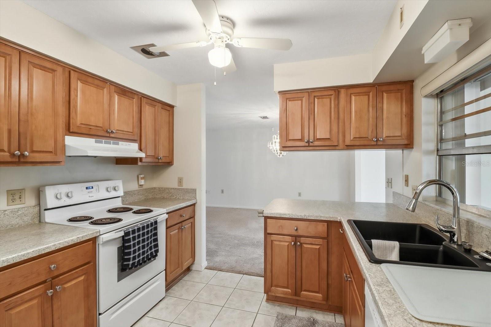 Image 16 of 43 For 42 Truman Boulevard