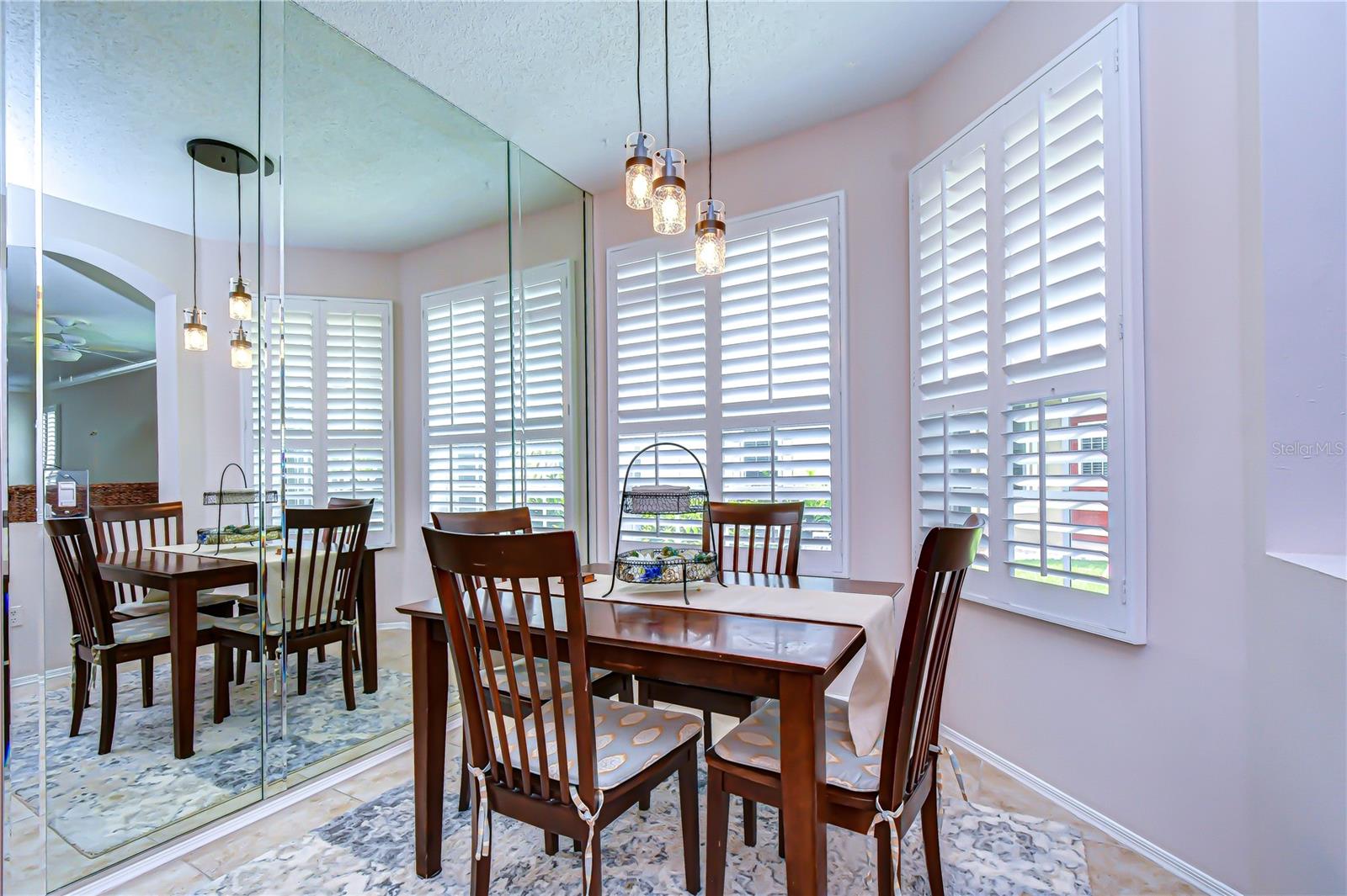 Image 21 of 44 For 9815 Gingerwood Drive