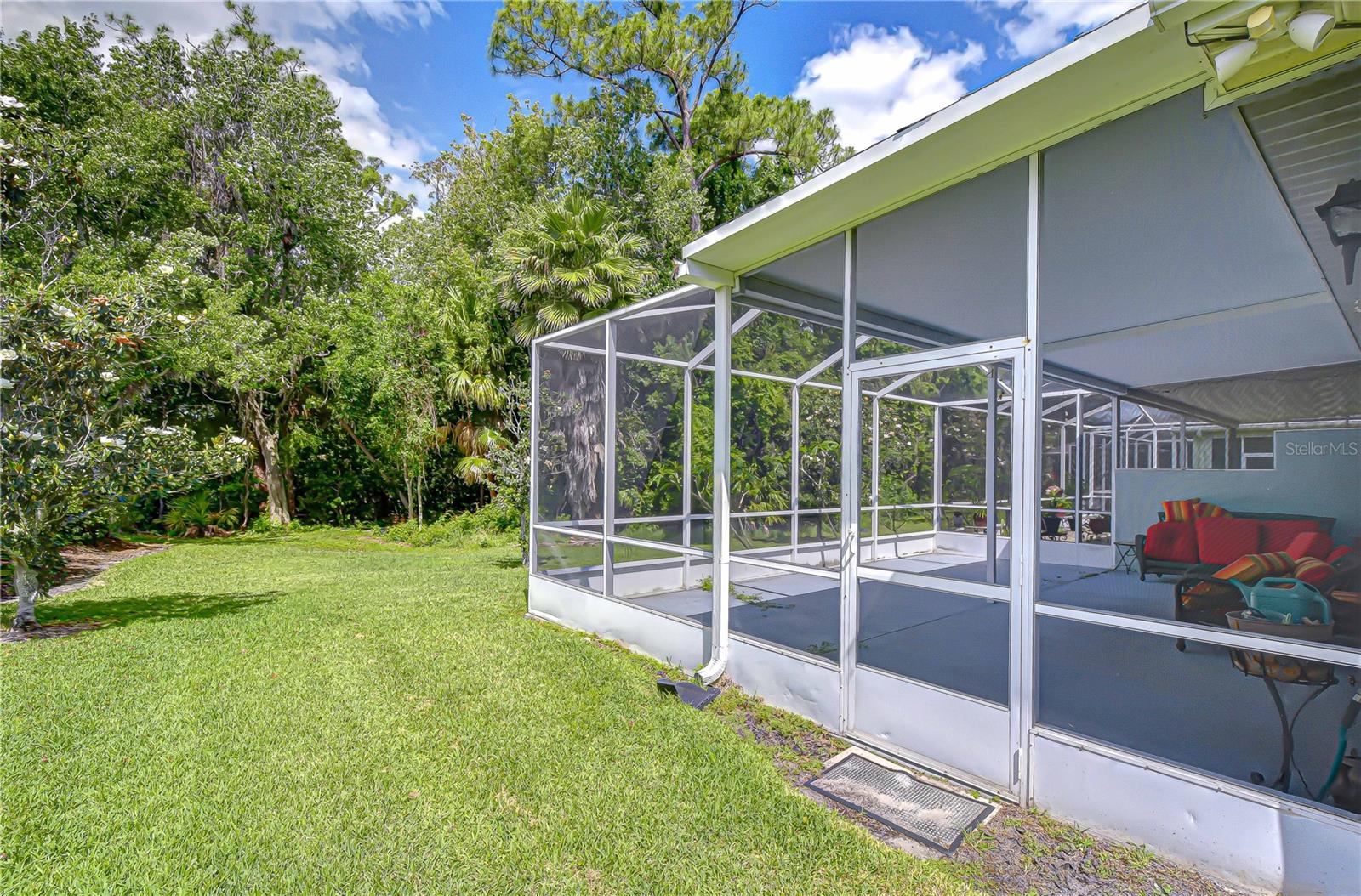Image 36 of 44 For 9815 Gingerwood Drive