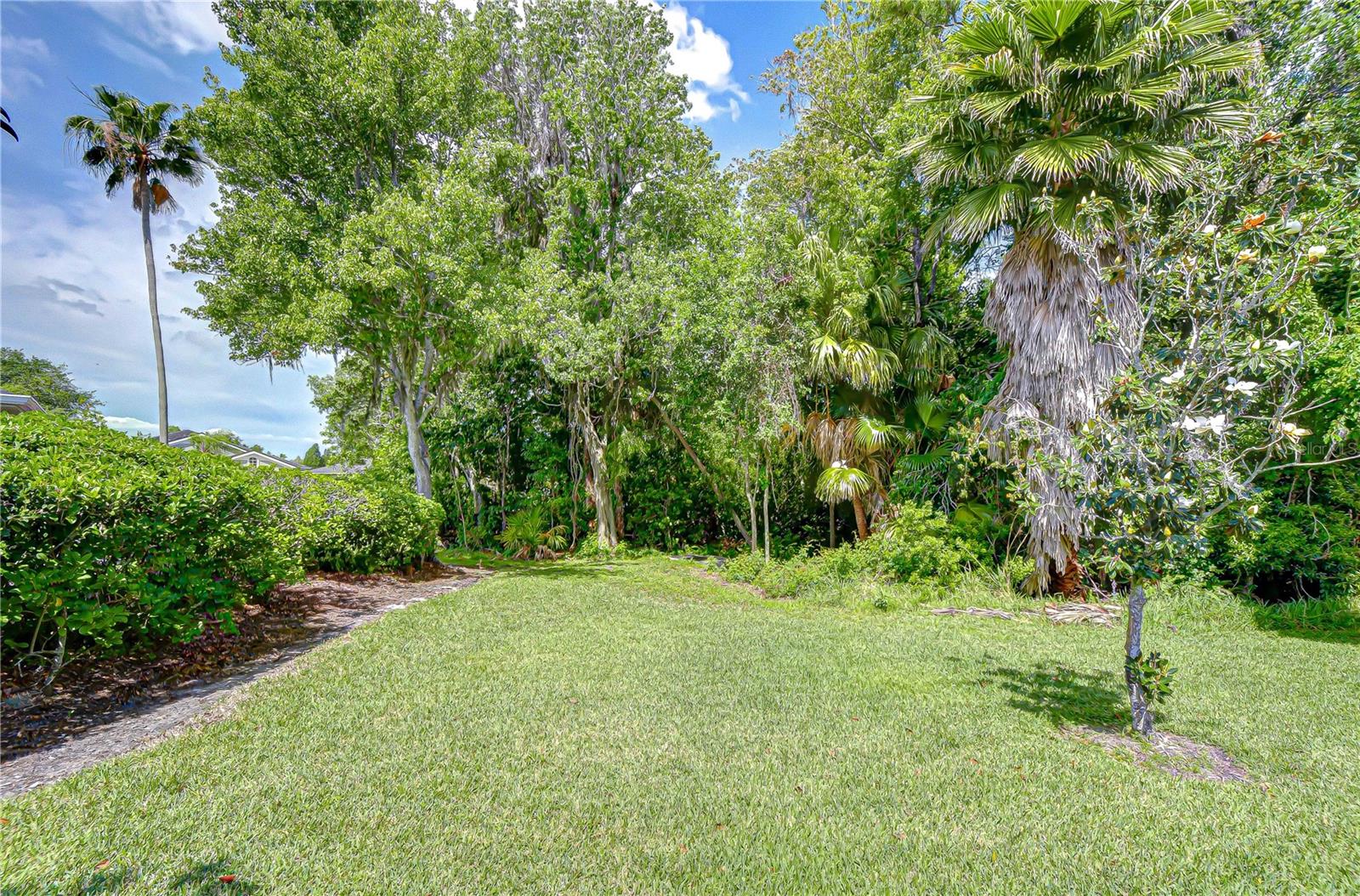 Image 39 of 44 For 9815 Gingerwood Drive