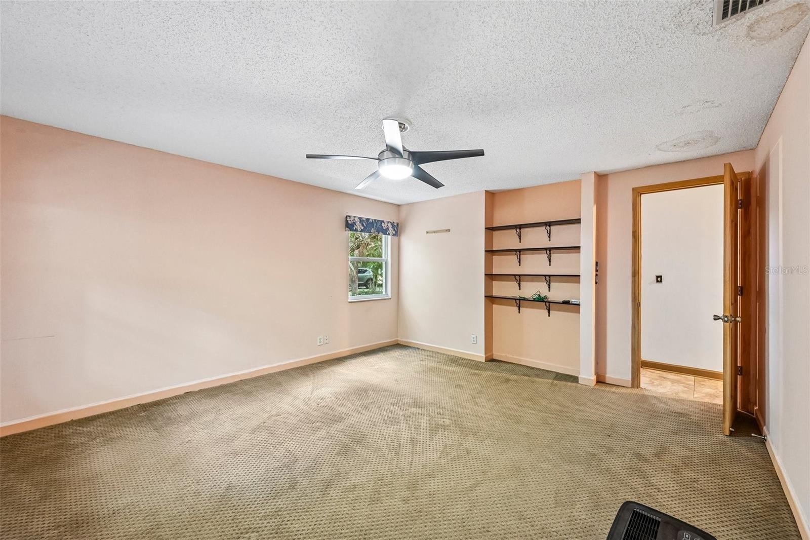 Image 21 of 29 For 255 Salerno Road