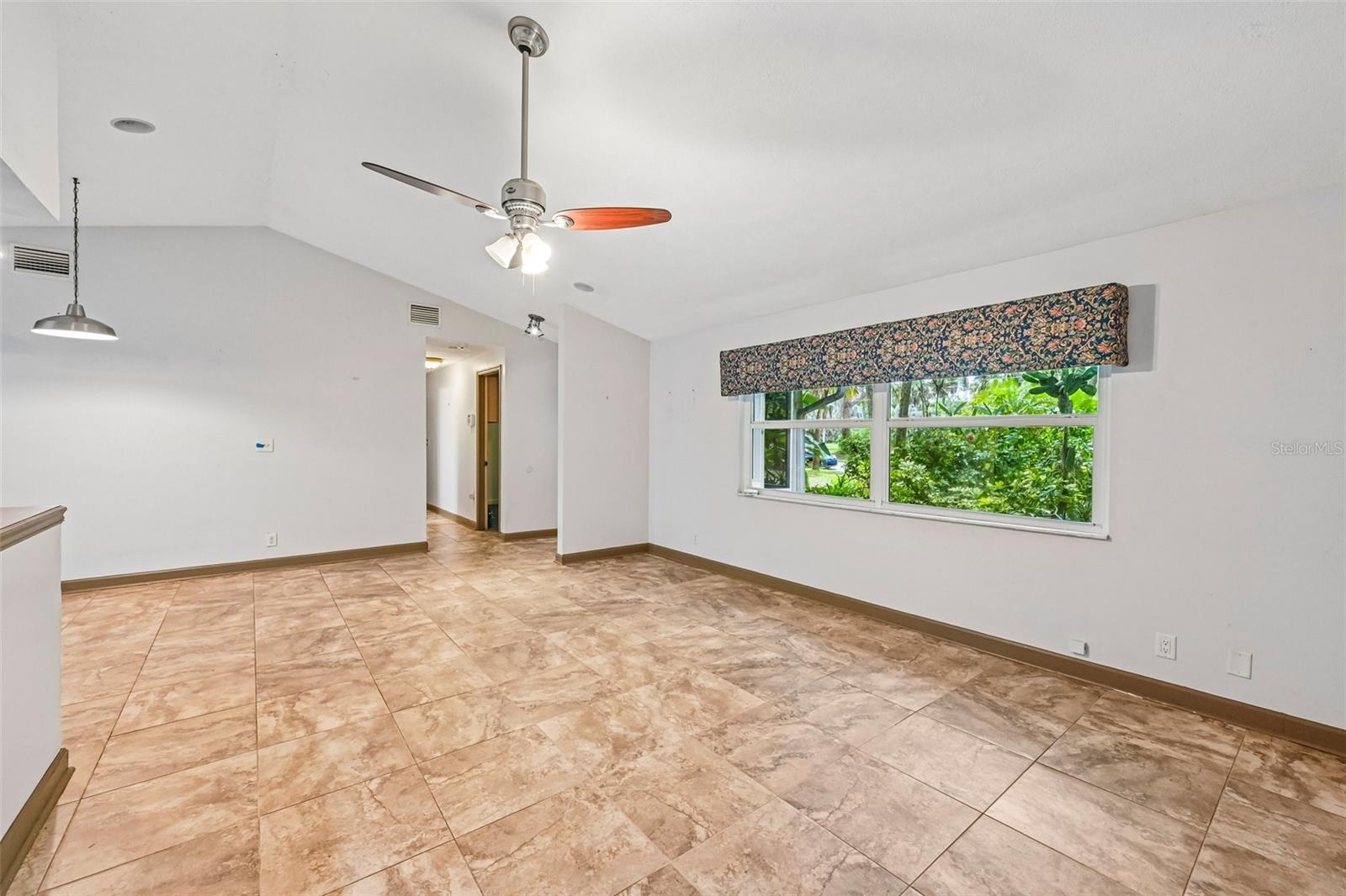Image 6 of 29 For 255 Salerno Road