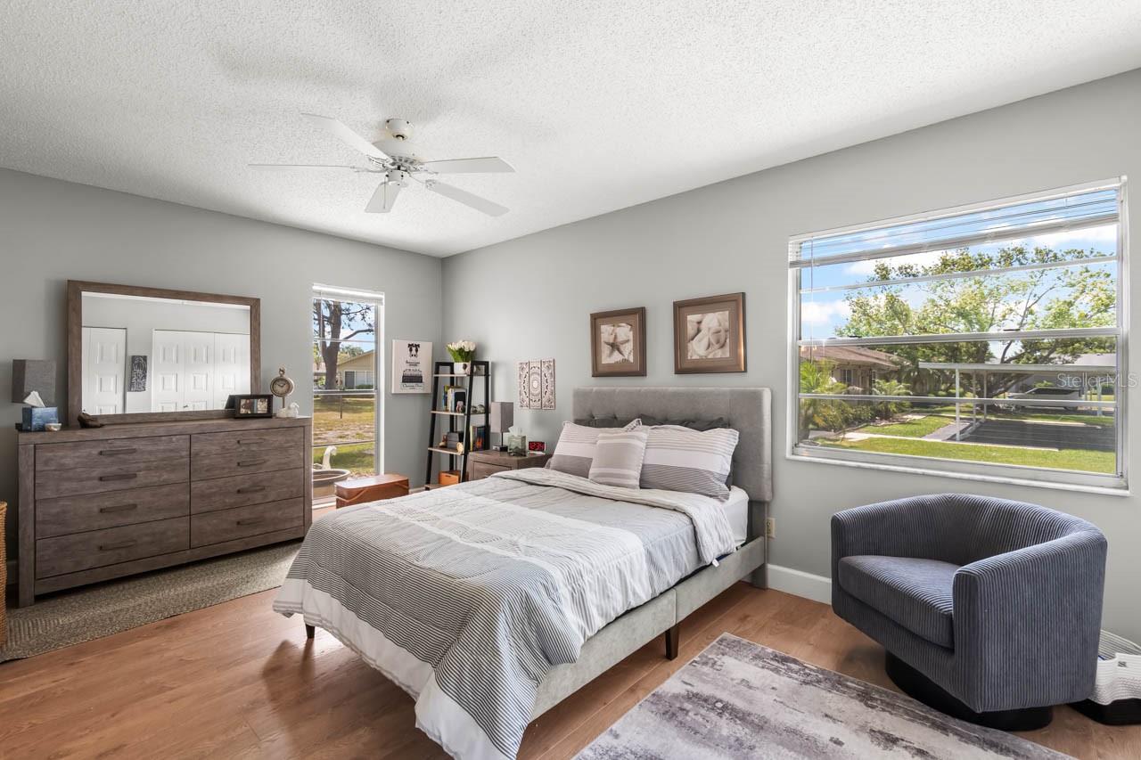 Image 19 of 55 For 330 Gloucester Boulevard