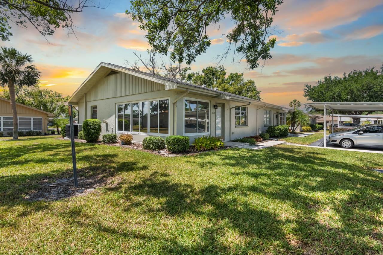 Image 2 of 55 For 330 Gloucester Boulevard