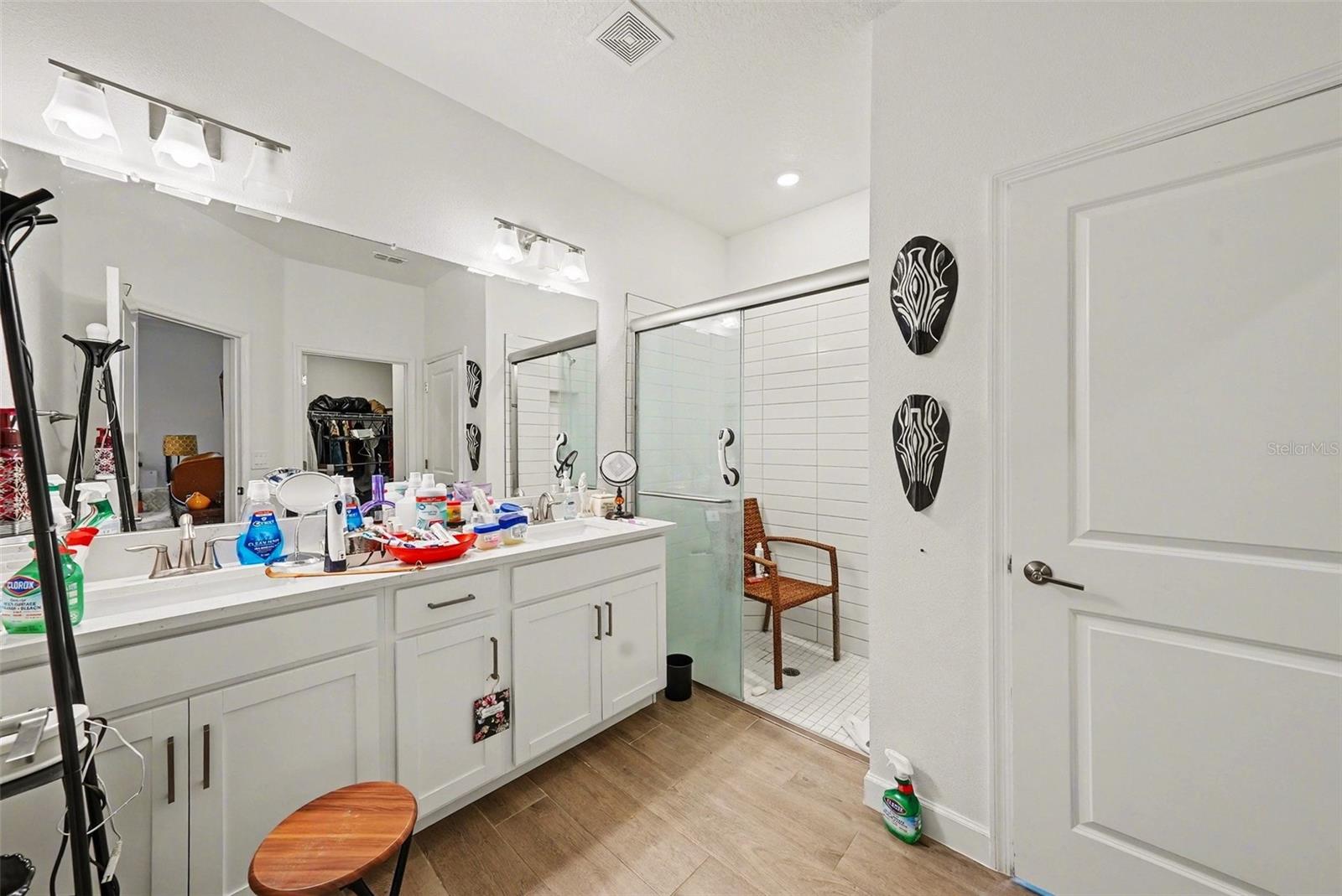 Image 20 of 46 For 10395 Banyan Breeze Boulevard