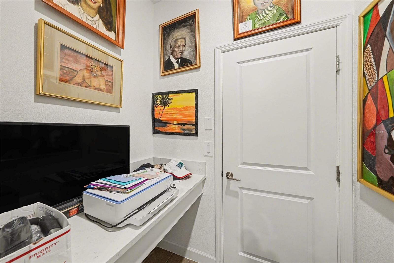 Image 23 of 46 For 10395 Banyan Breeze Boulevard
