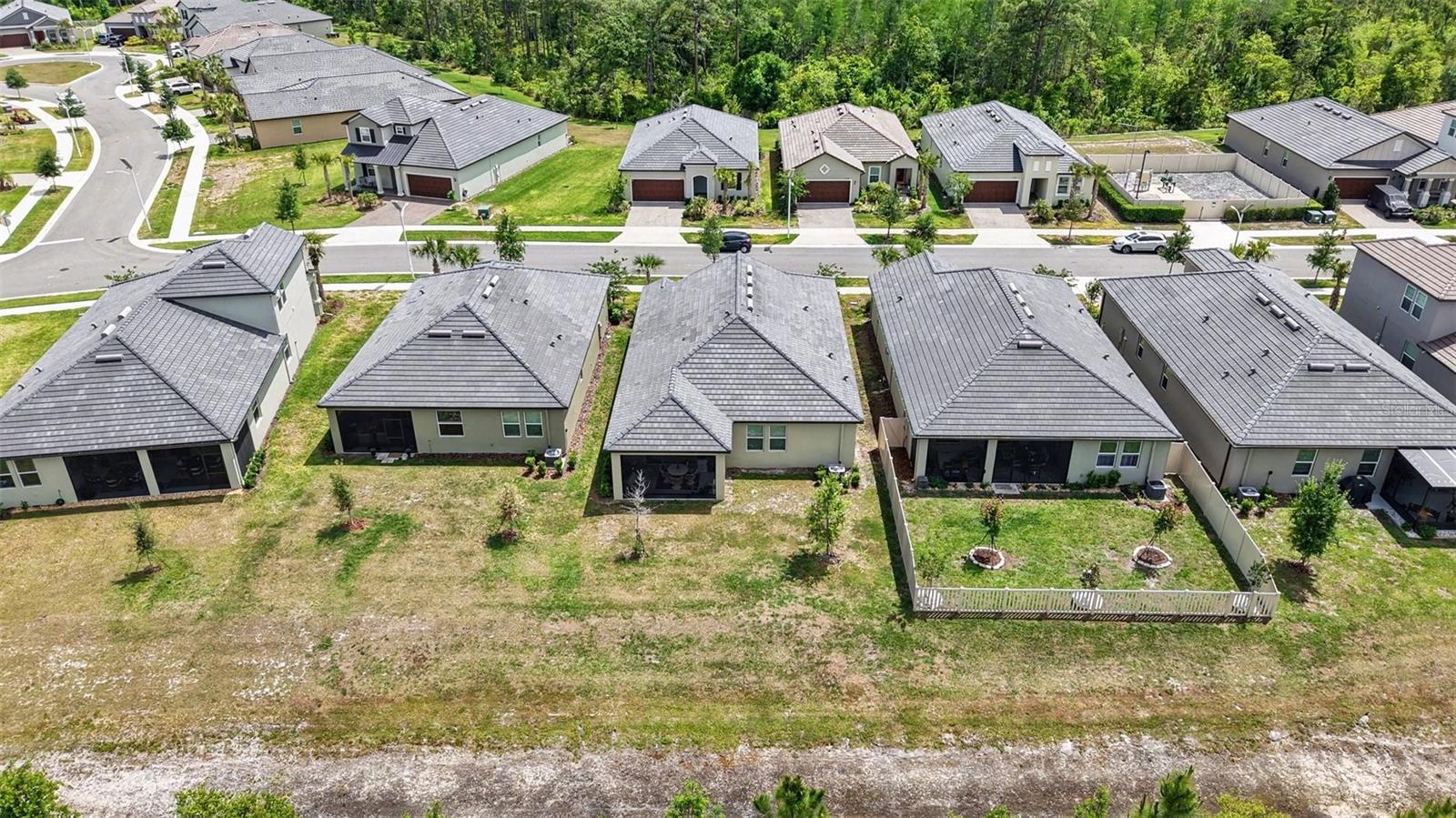 Image 28 of 46 For 10395 Banyan Breeze Boulevard