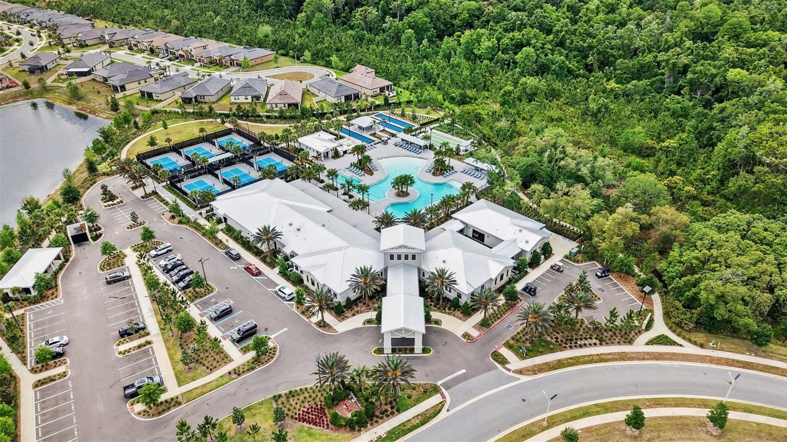 Image 30 of 46 For 10395 Banyan Breeze Boulevard