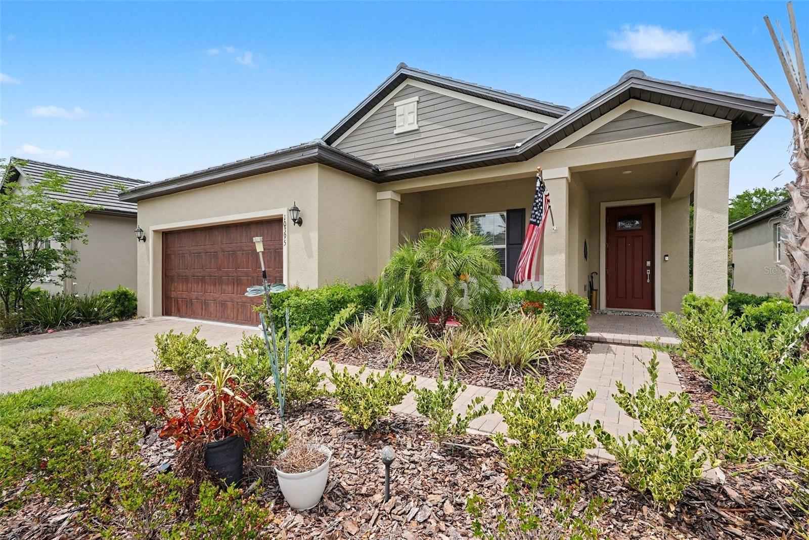 Image 4 of 46 For 10395 Banyan Breeze Boulevard