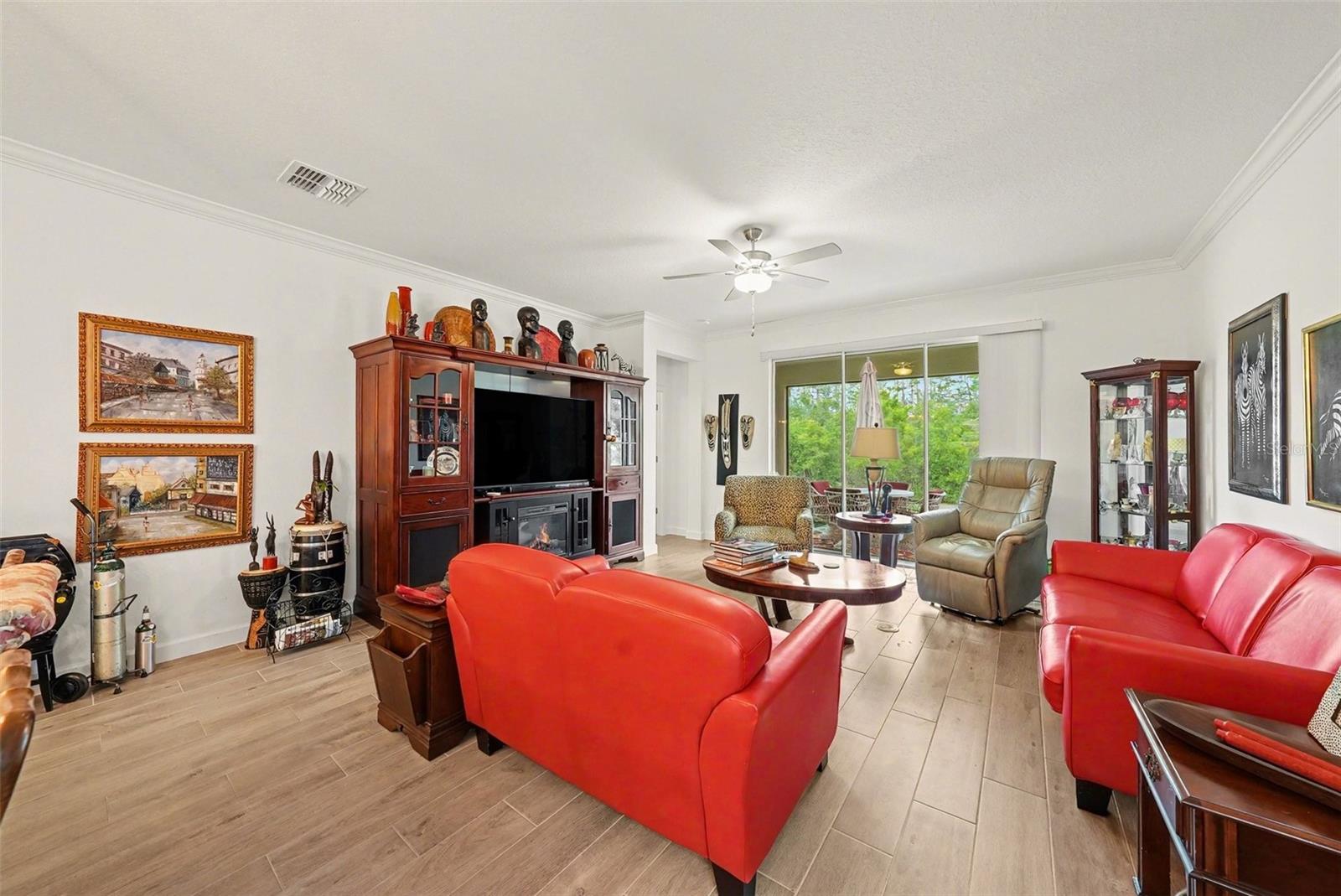 Image 8 of 46 For 10395 Banyan Breeze Boulevard
