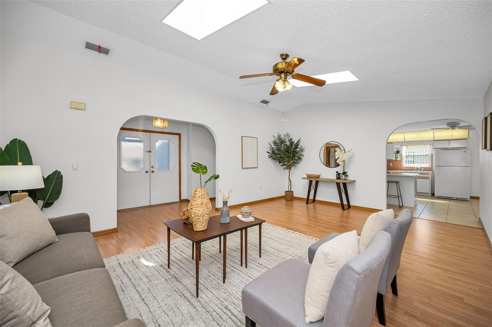 Image 12 of 35 For 4745 Swallowtail Drive