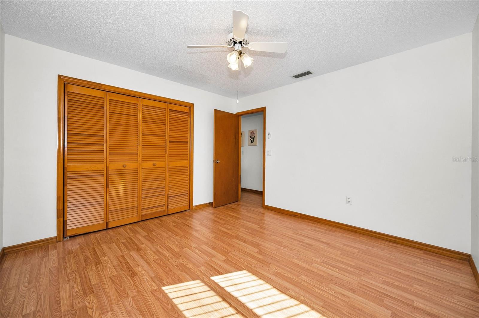 Image 28 of 35 For 4745 Swallowtail Drive
