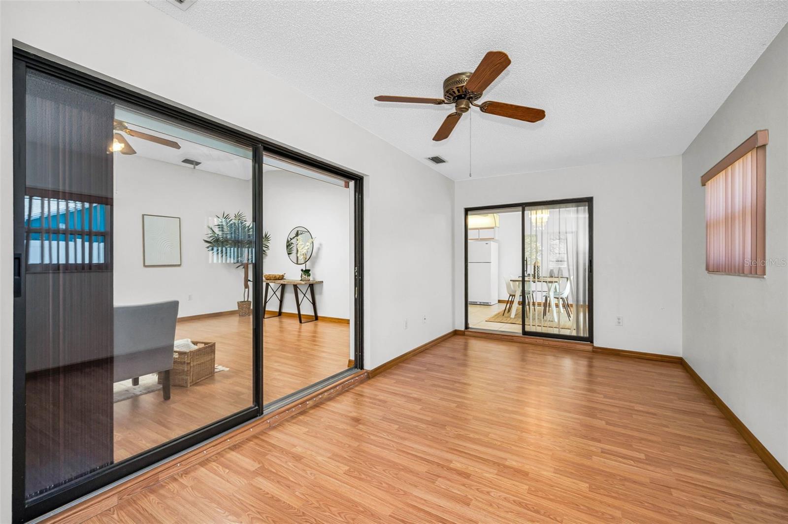 Image 32 of 35 For 4745 Swallowtail Drive