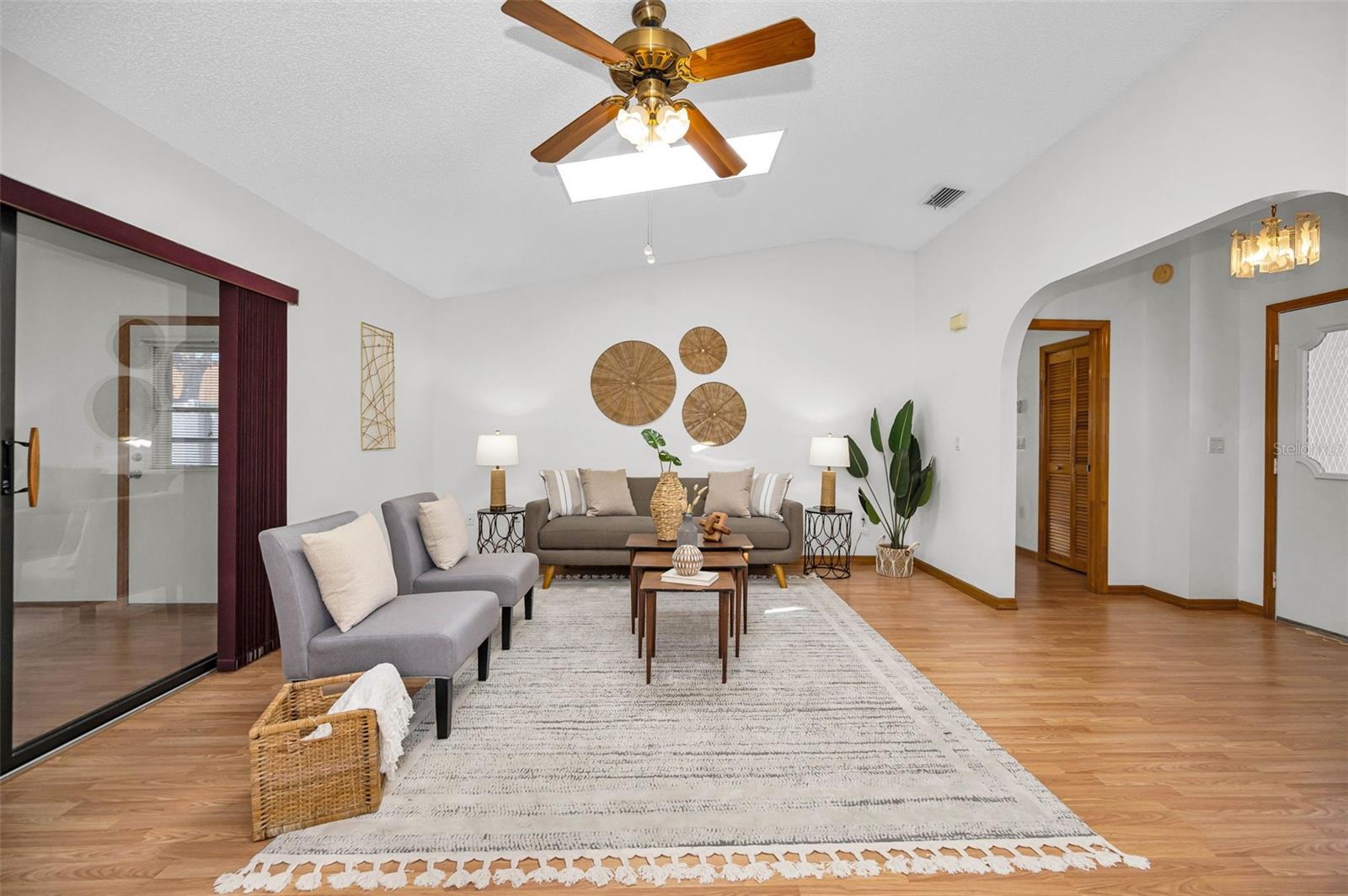 Image 8 of 35 For 4745 Swallowtail Drive
