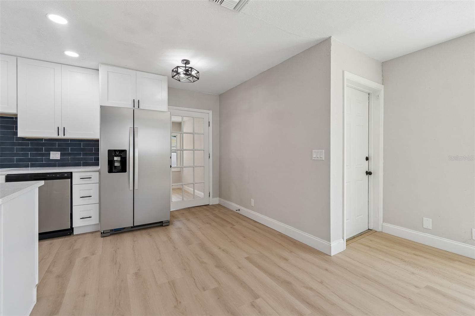 Image 12 of 62 For 4221 Empire Place