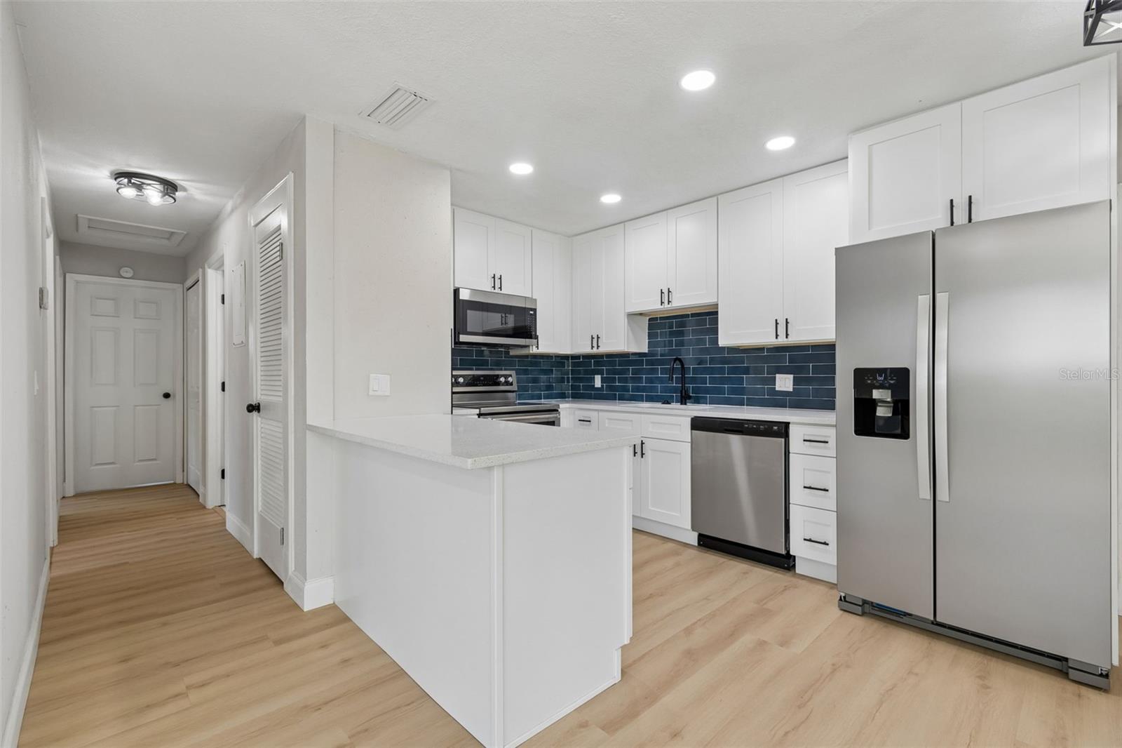 Image 13 of 62 For 4221 Empire Place