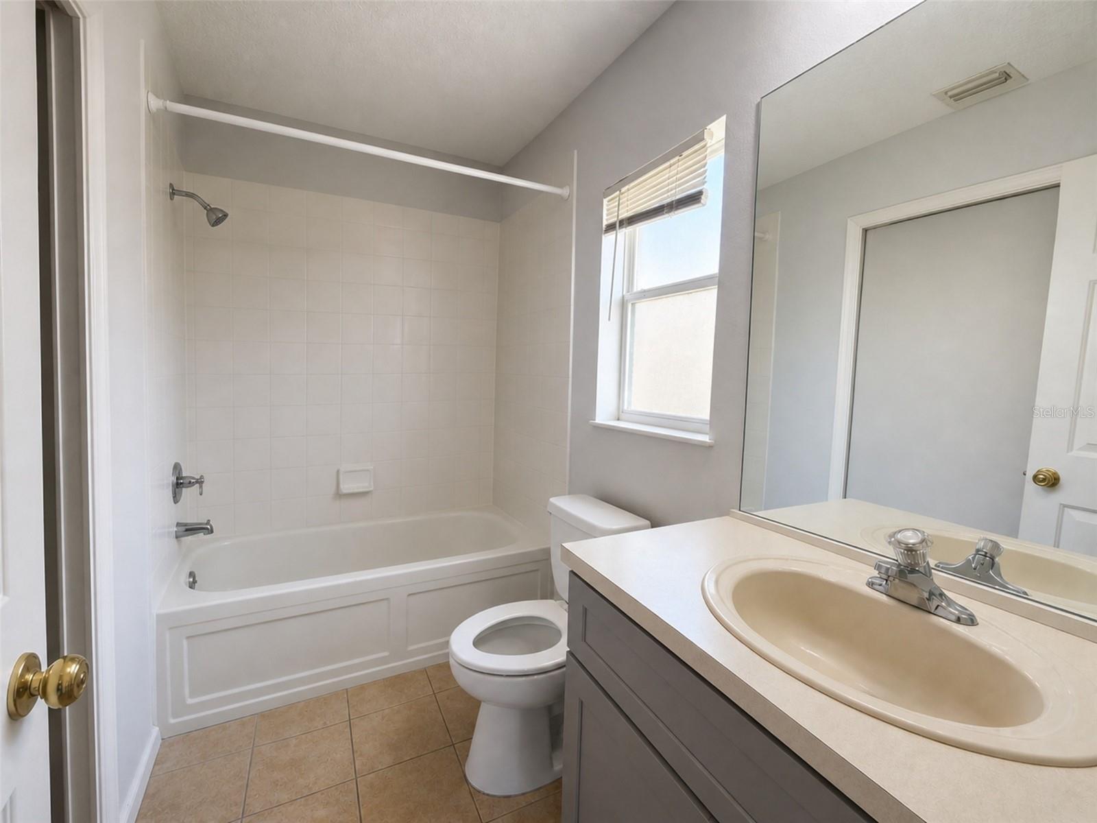 Image 10 of 13 For 7823 Carriage Pointe Drive