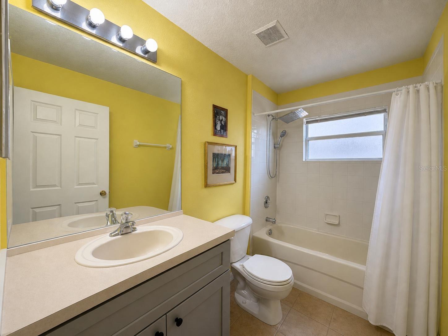 Image 7 of 13 For 7823 Carriage Pointe Drive