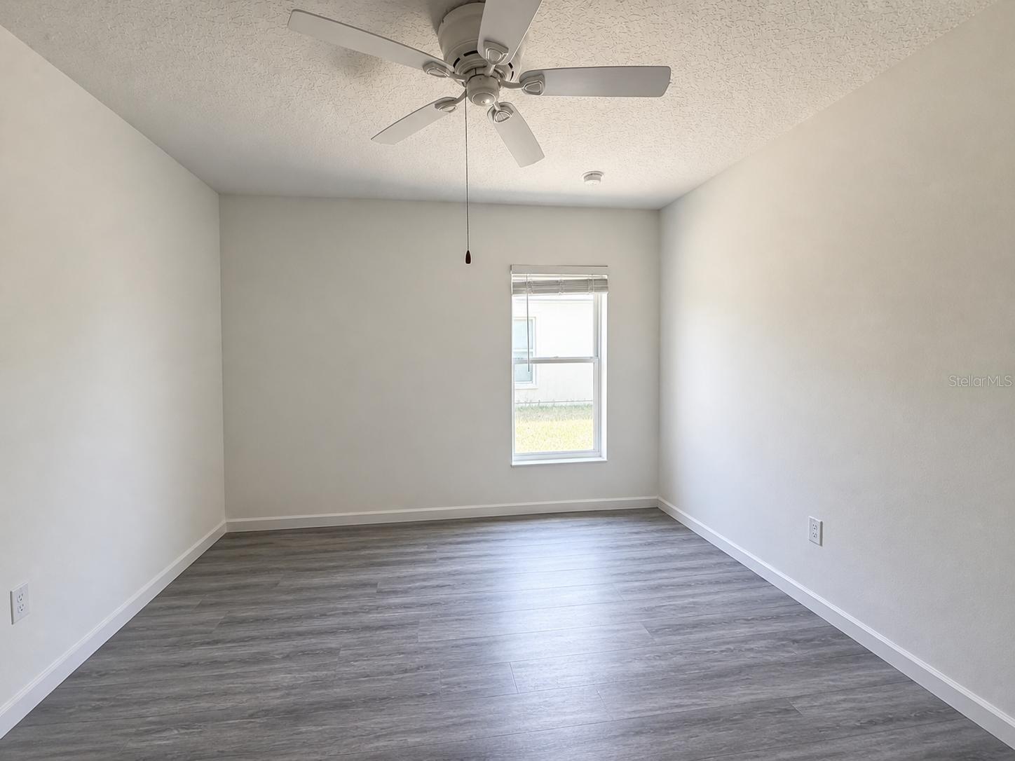 Image 8 of 13 For 7823 Carriage Pointe Drive