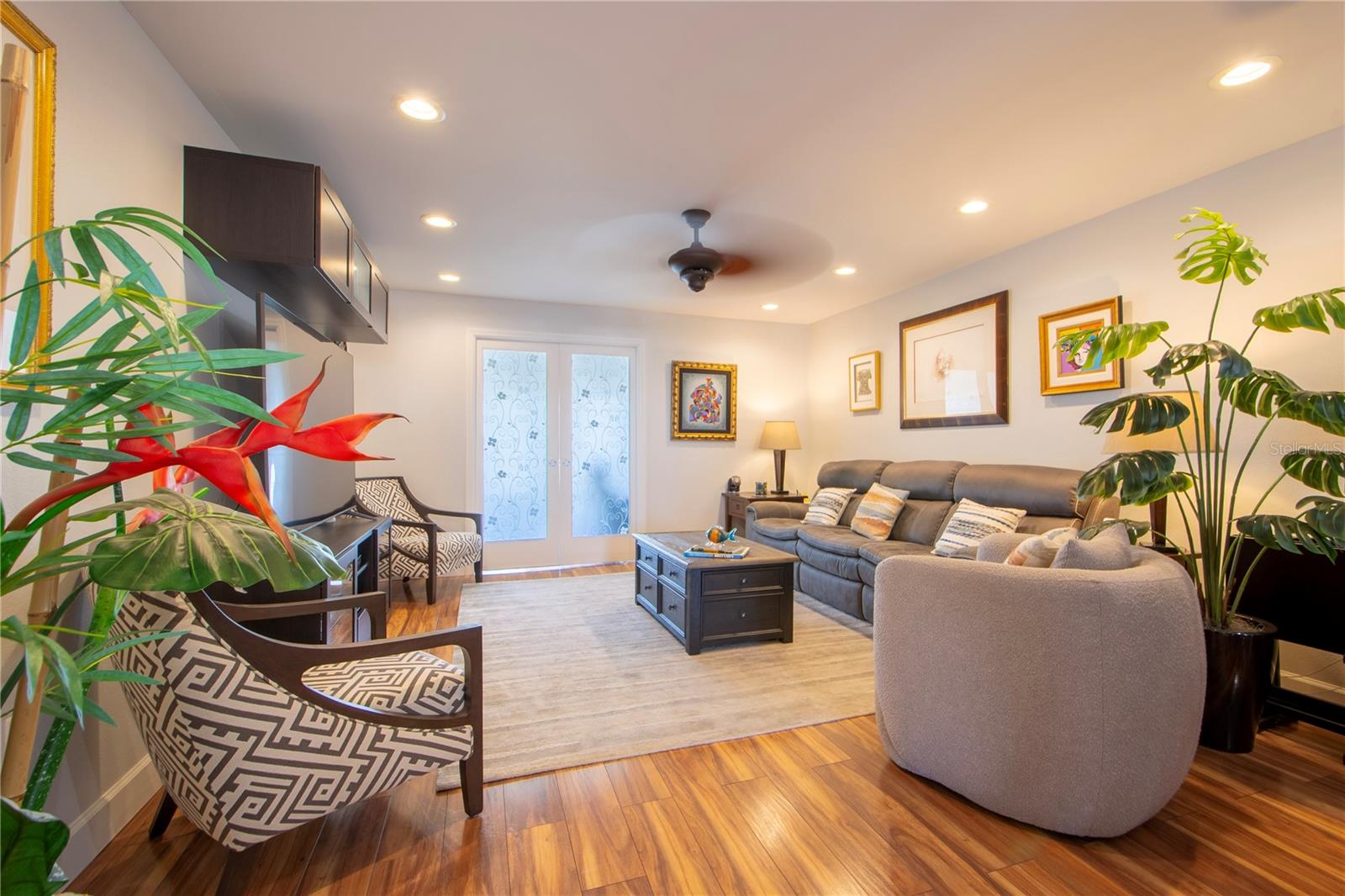 Image 13 of 53 For 2960 59th Street S 614