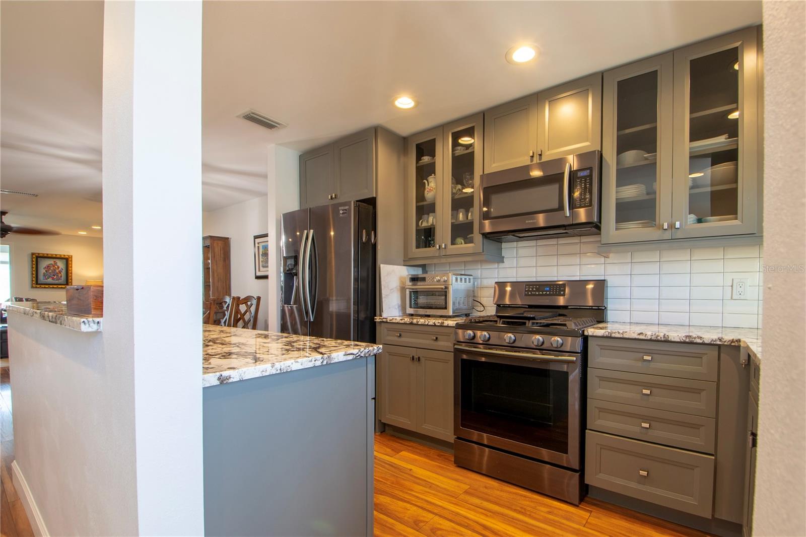 Image 4 of 53 For 2960 59th Street S 614