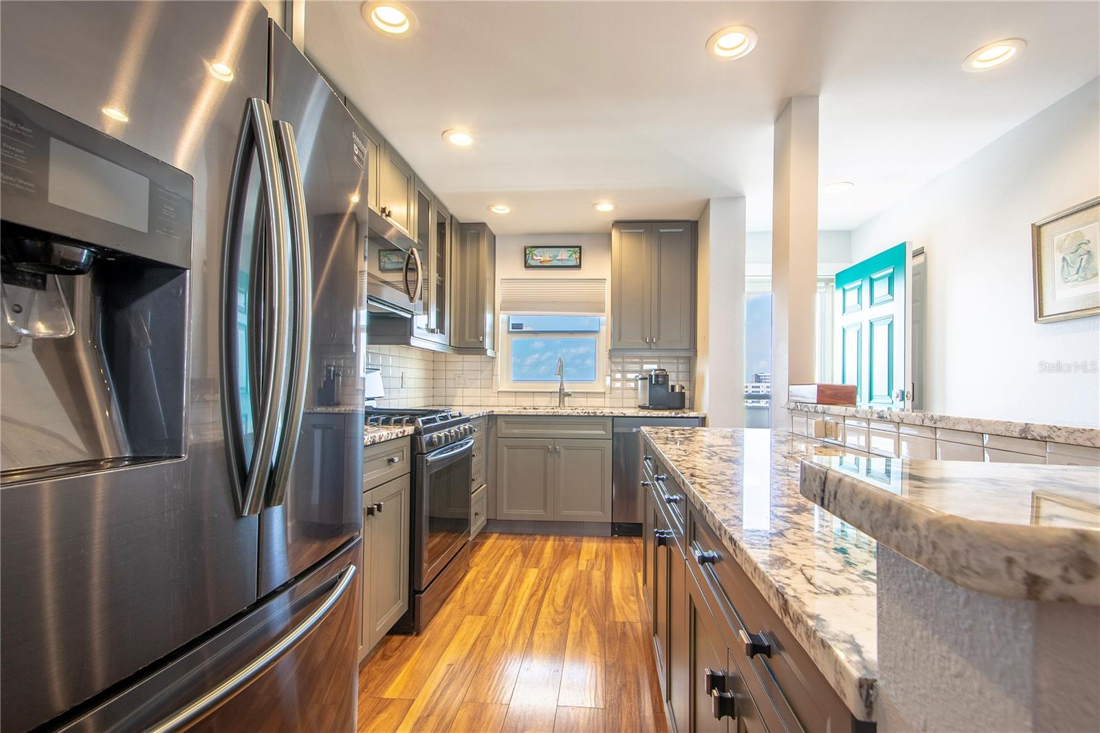 Image 5 of 53 For 2960 59th Street S 614