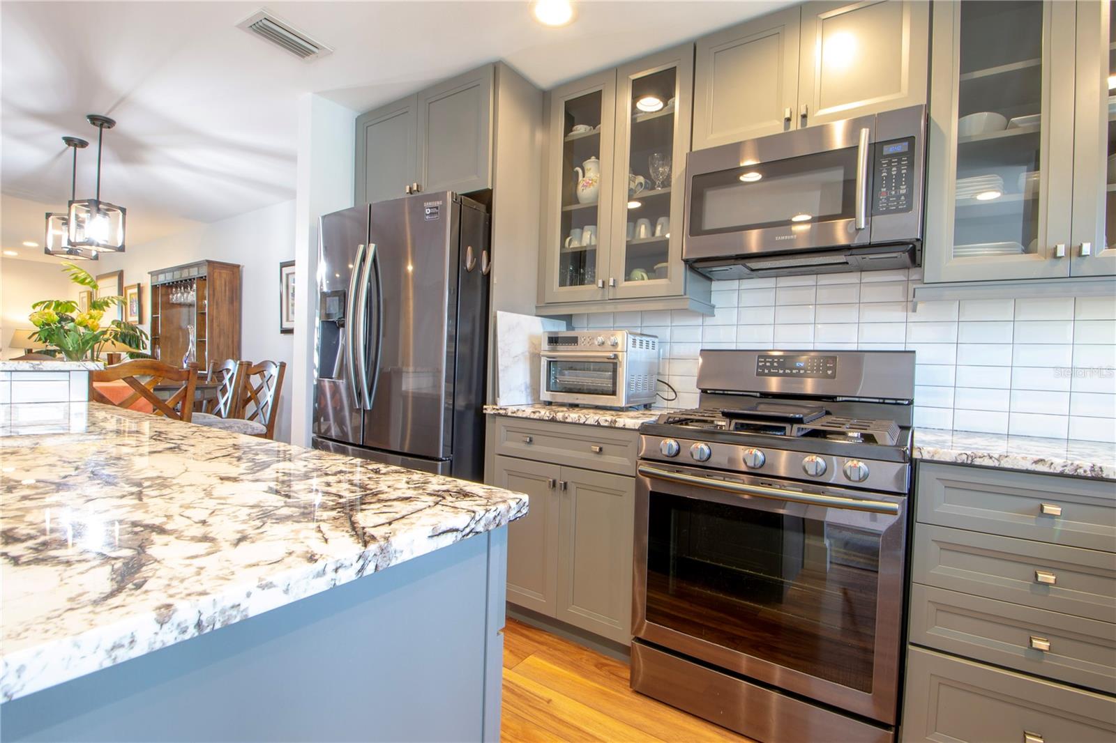 Image 7 of 53 For 2960 59th Street S 614