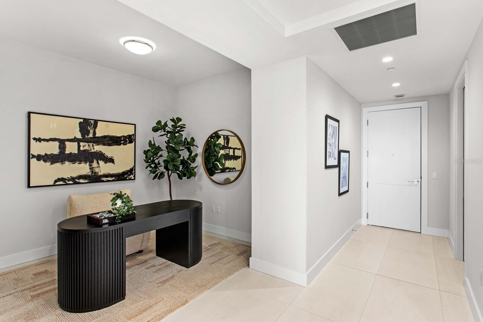Image 21 of 30 For 275 1st Avenue S 2703
