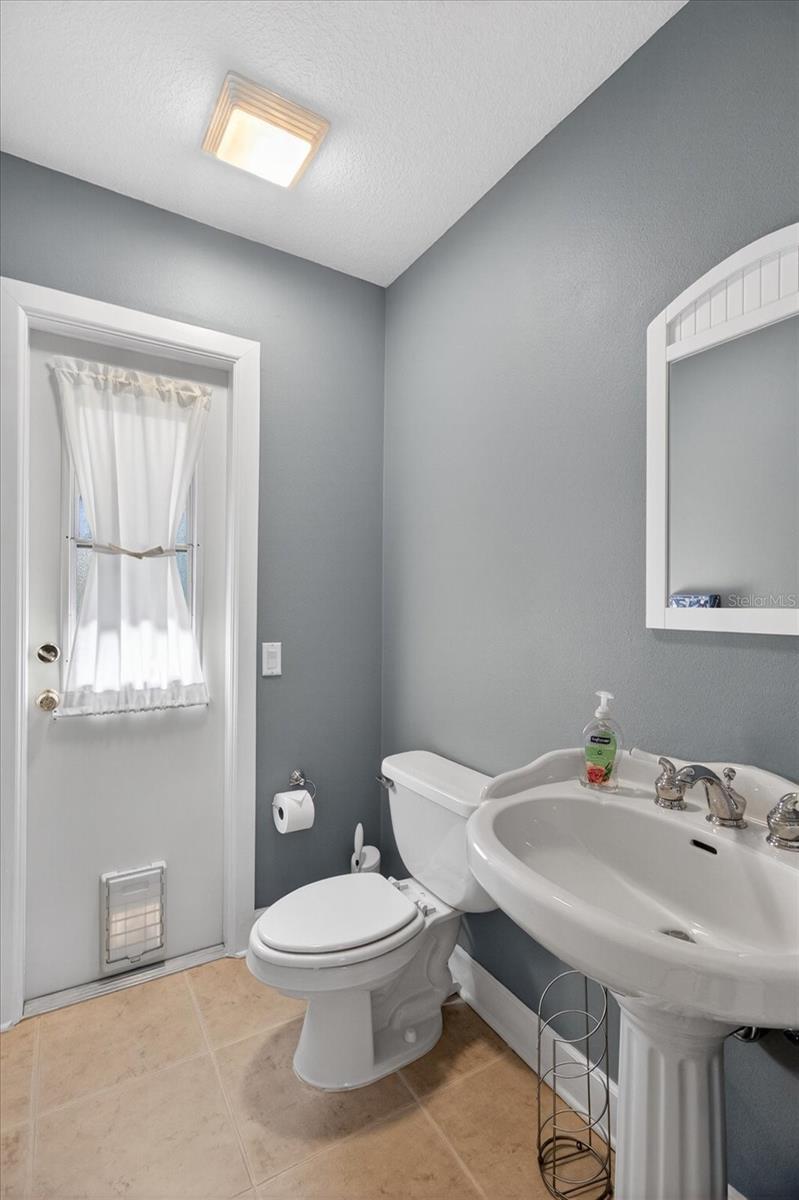 Image 15 of 77 For 2928 Chelsea Woods Drive