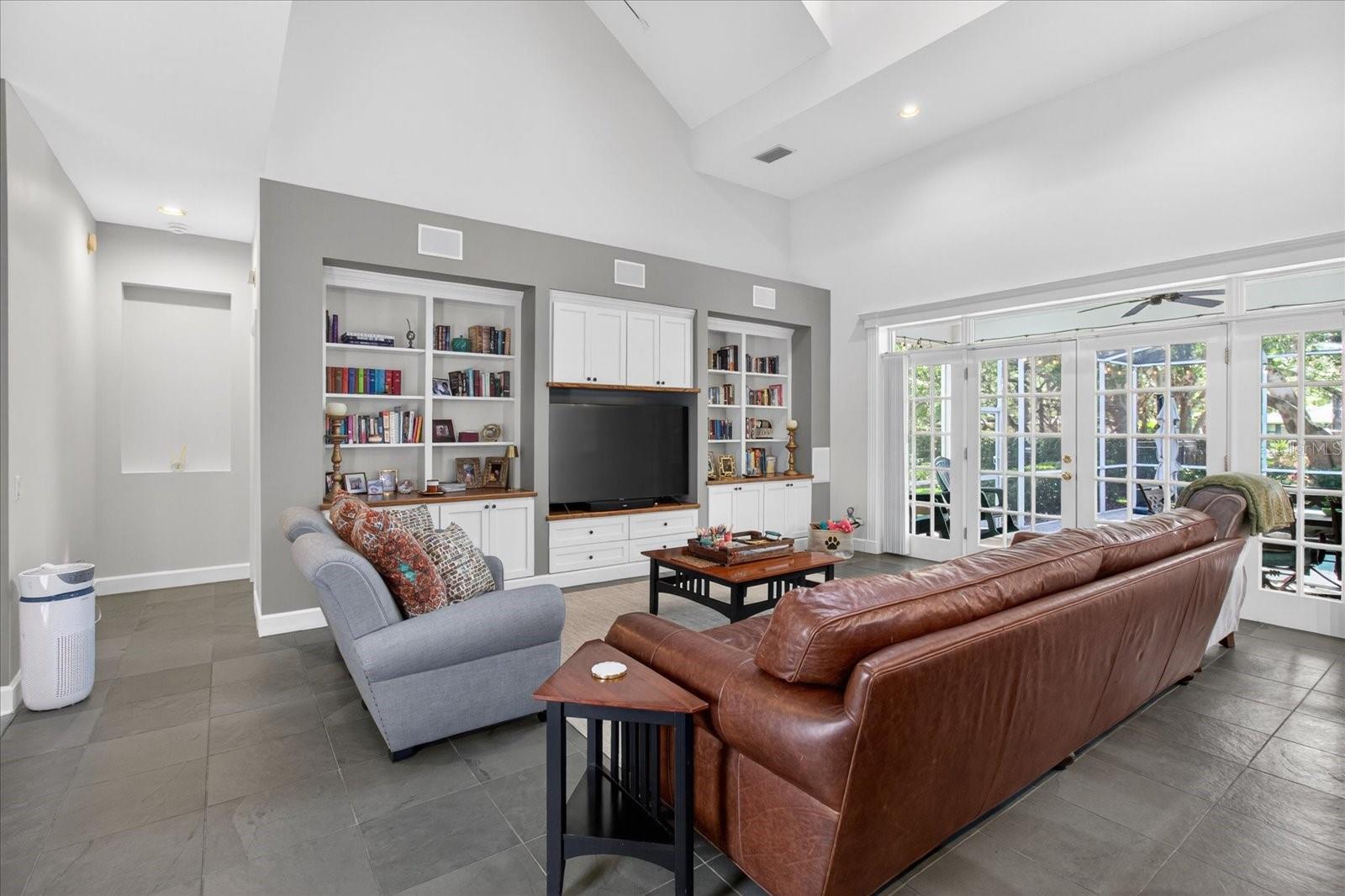 Image 18 of 77 For 2928 Chelsea Woods Drive