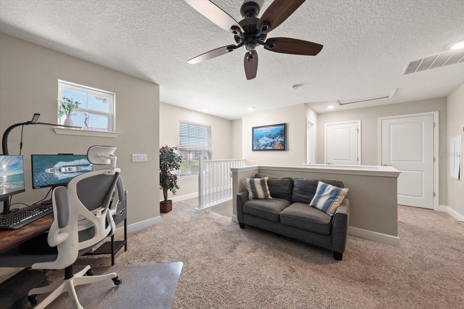 Listing photo id 16 for 5299 Neil Drive