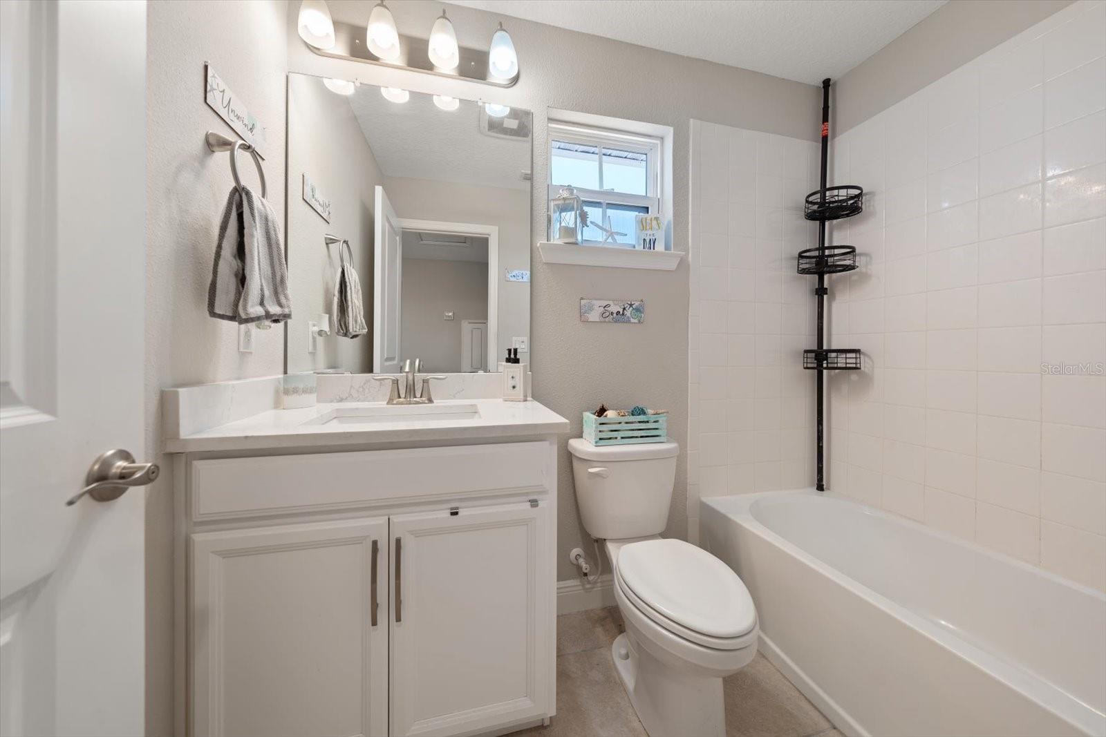 Listing photo id 20 for 5299 Neil Drive