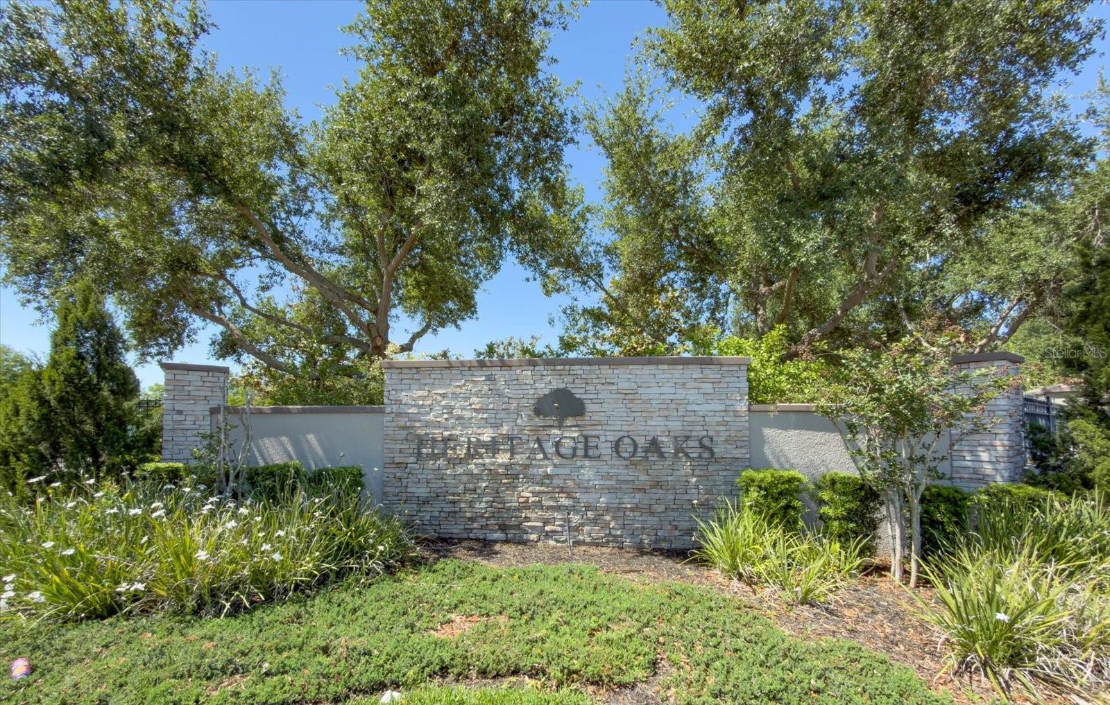 Listing photo id 25 for 5299 Neil Drive