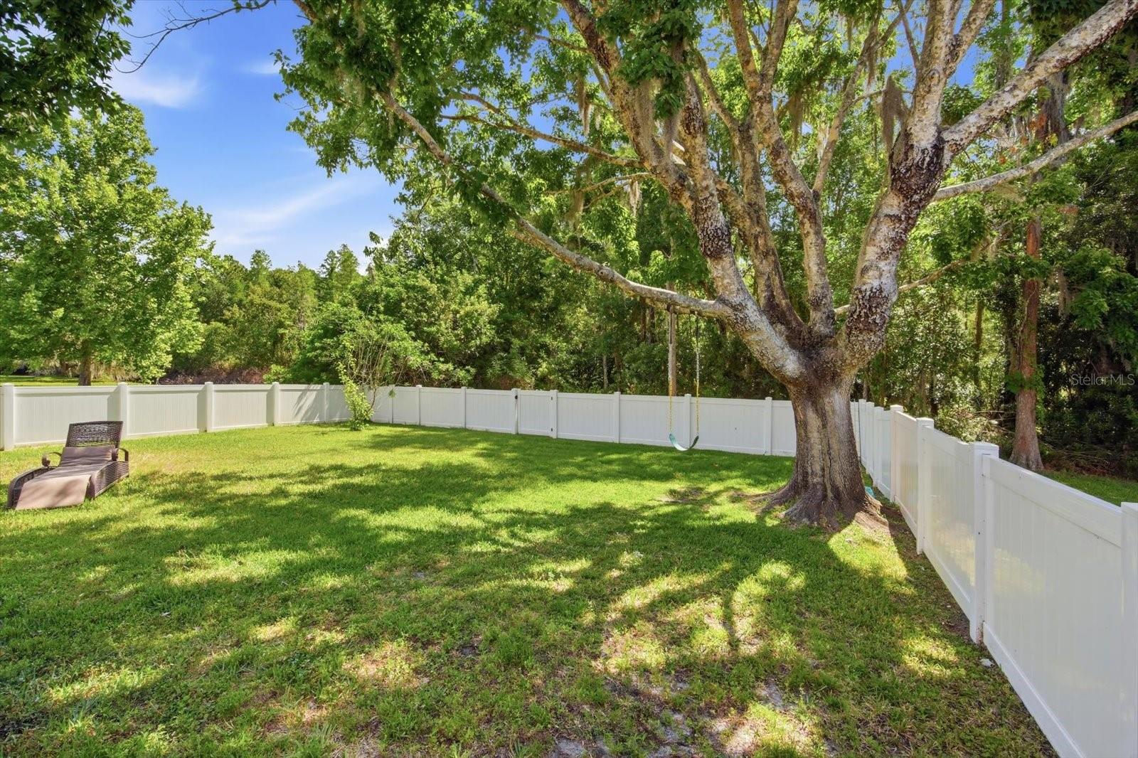 Image 21 of 35 For 19321 Sandy Springs Circle