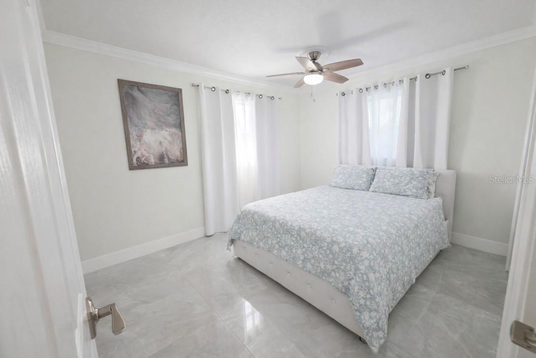 Listing photo id 15 for 6316 Fairway Boulevard