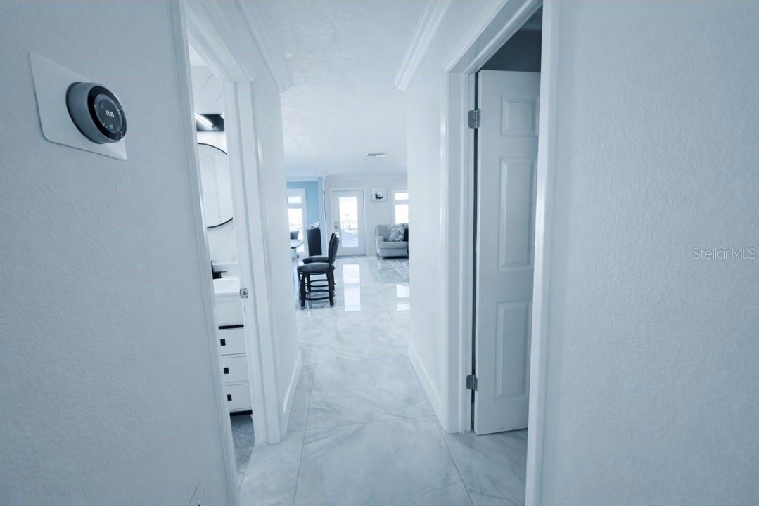 Listing photo id 20 for 6316 Fairway Boulevard