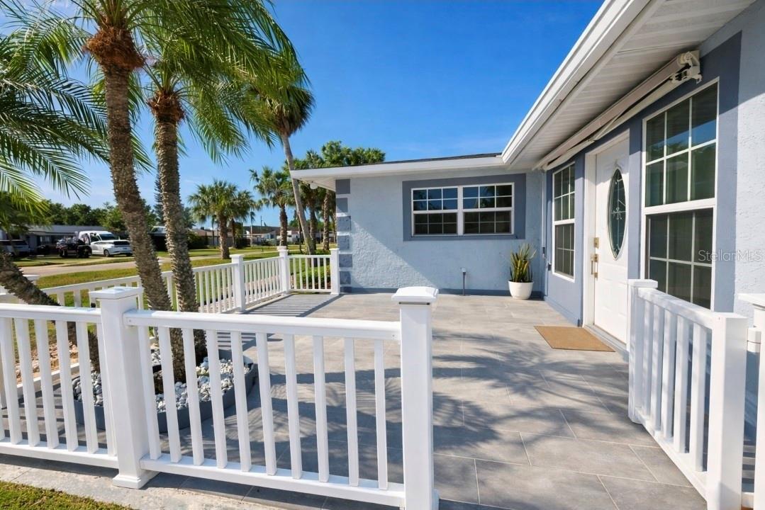 Listing photo id 2 for 6316 Fairway Boulevard