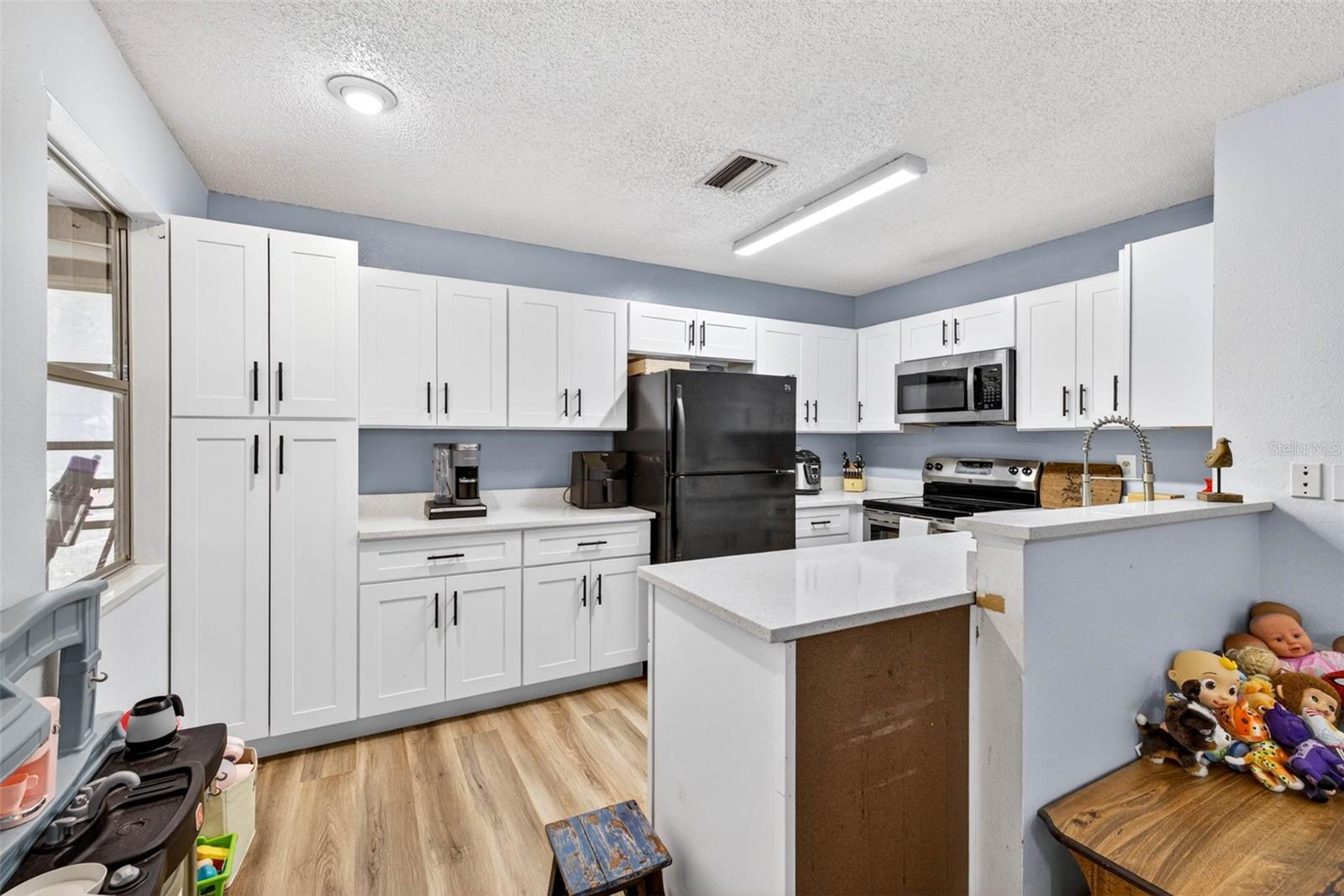 Image 12 of 33 For 13205 Wagner Drive