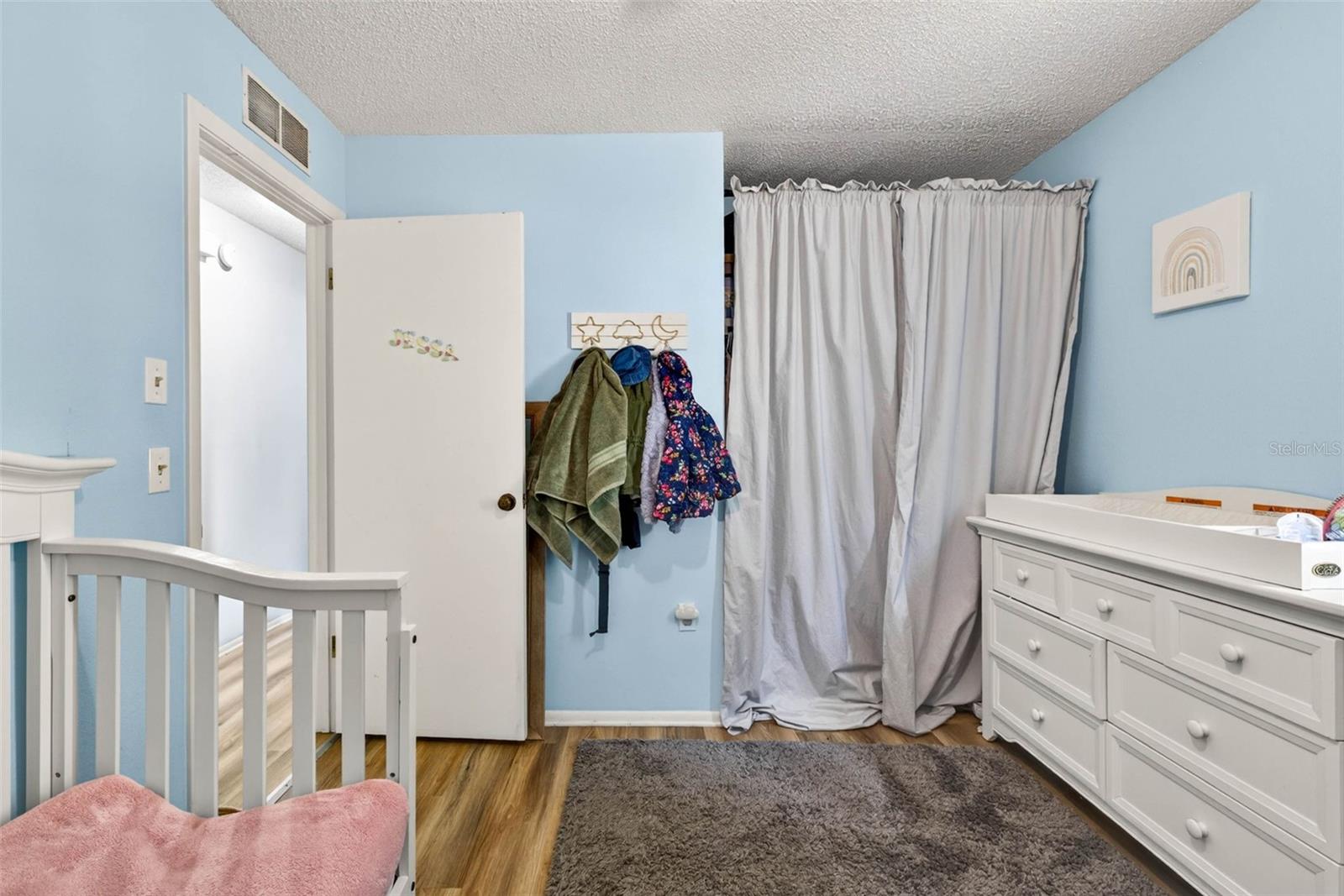 Image 20 of 33 For 13205 Wagner Drive