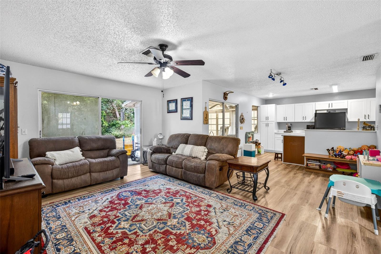 Image 5 of 33 For 13205 Wagner Drive