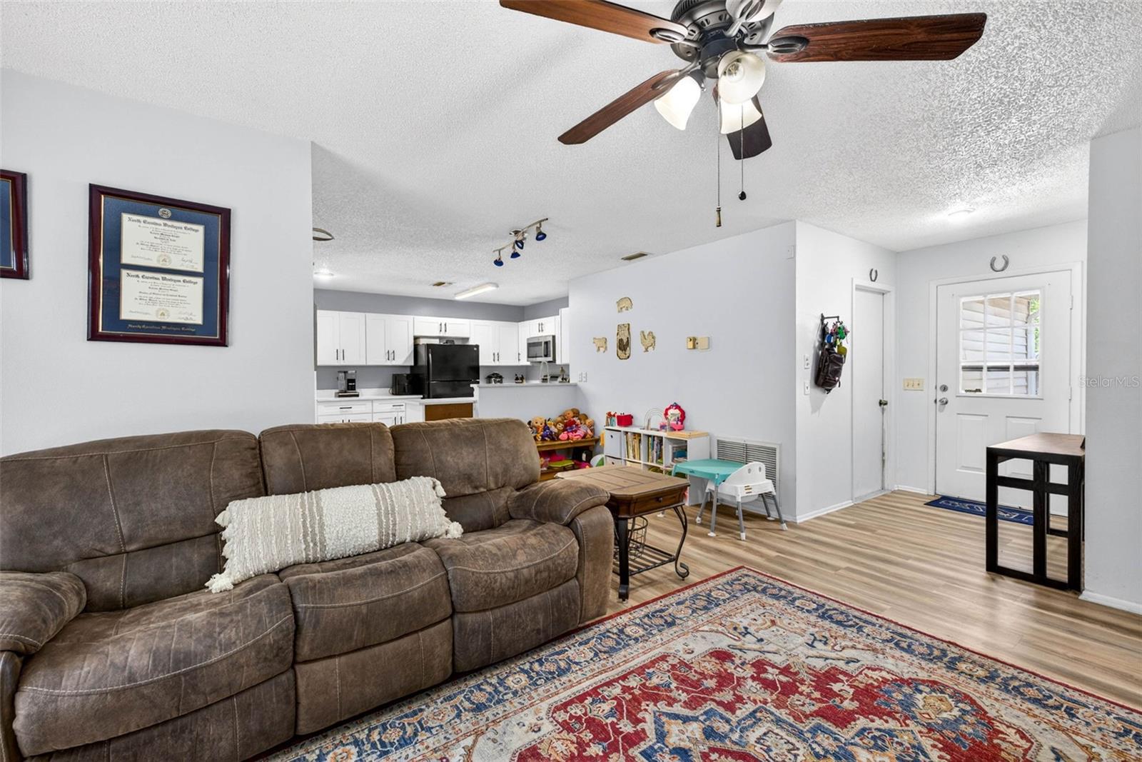 Image 7 of 33 For 13205 Wagner Drive
